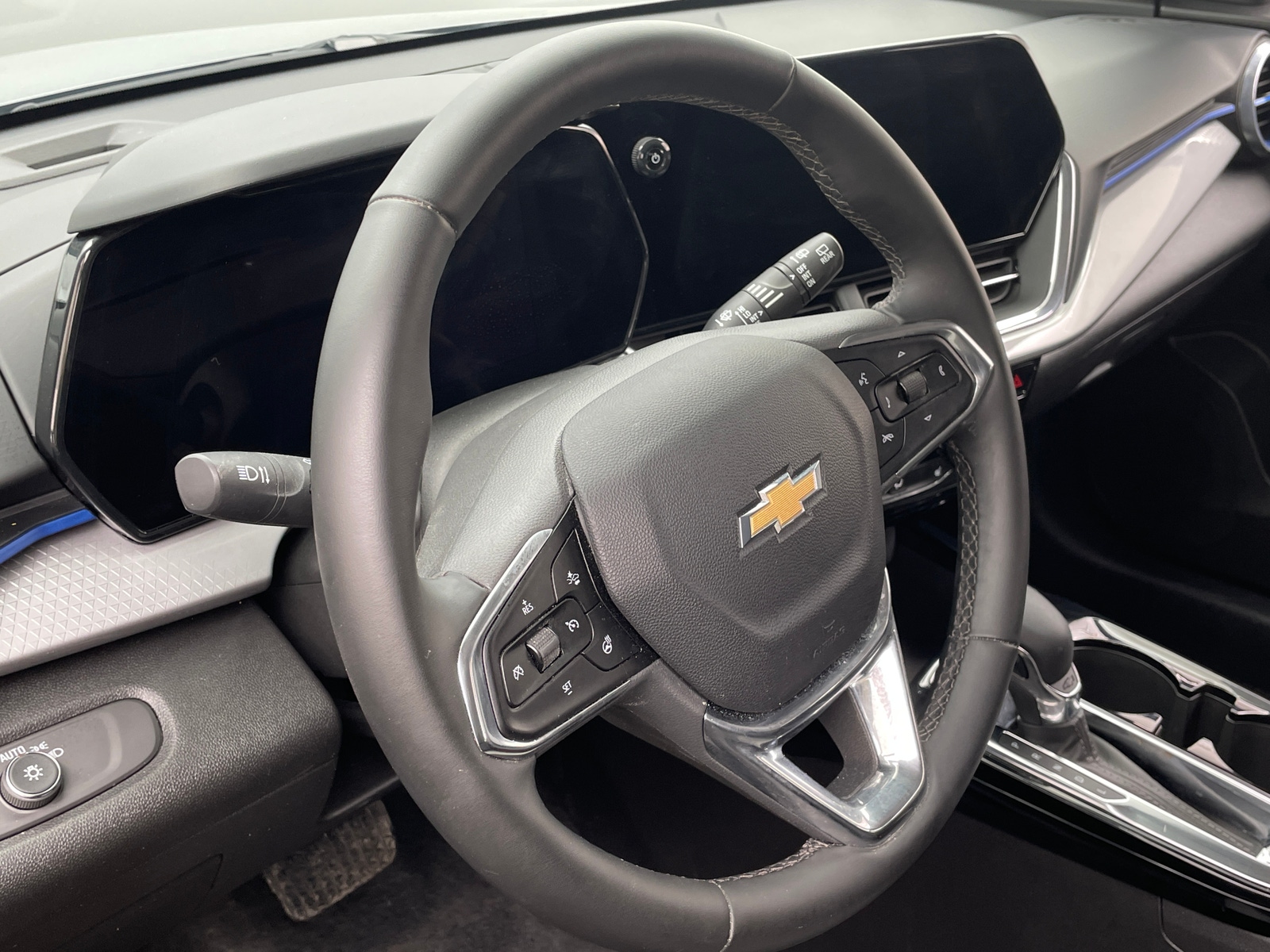 Thumbnail: 2025 Chevrolet Trax - 5