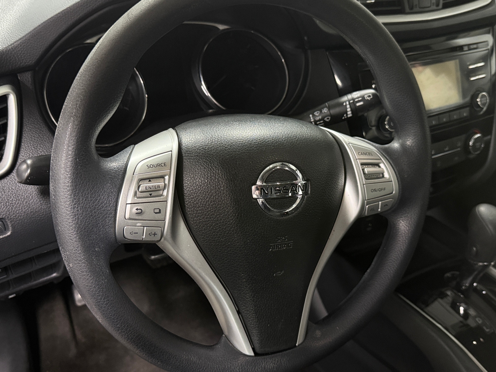 Thumbnail: 2016 Nissan Rogue - 5