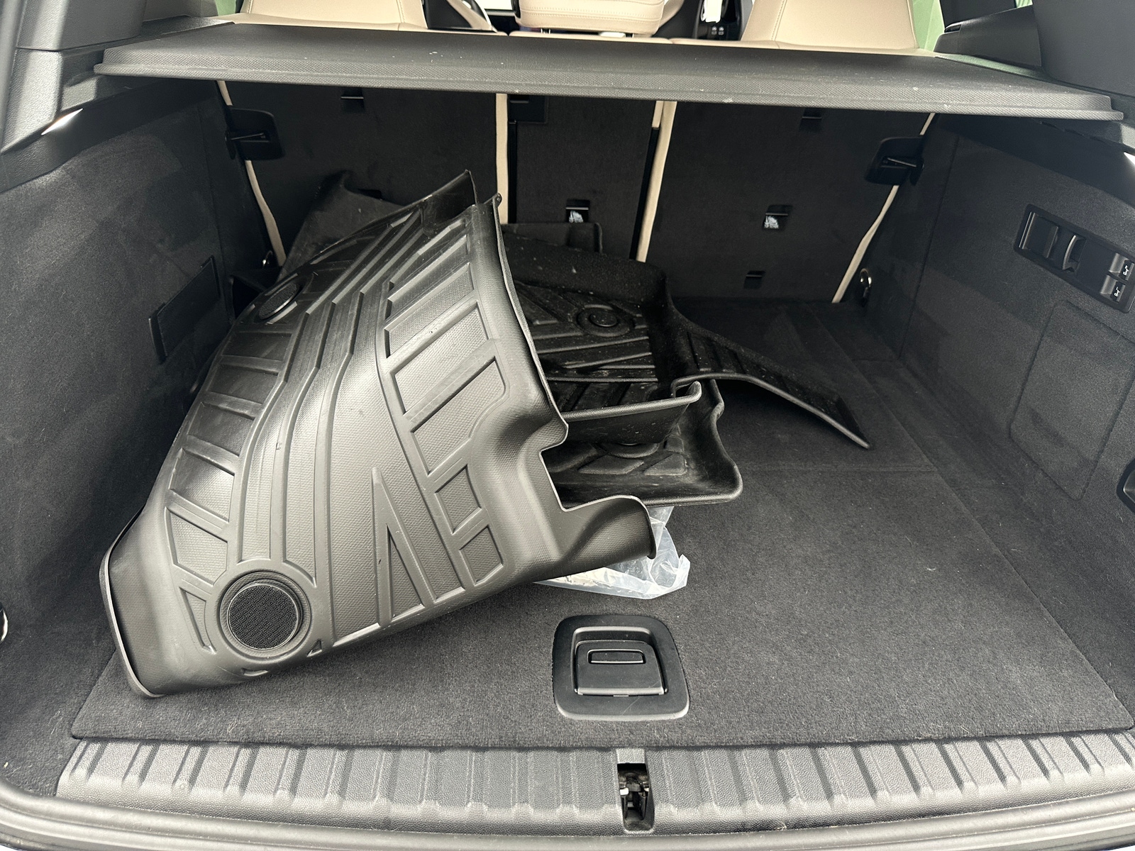 Thumbnail: 2023 BMW iX - 6