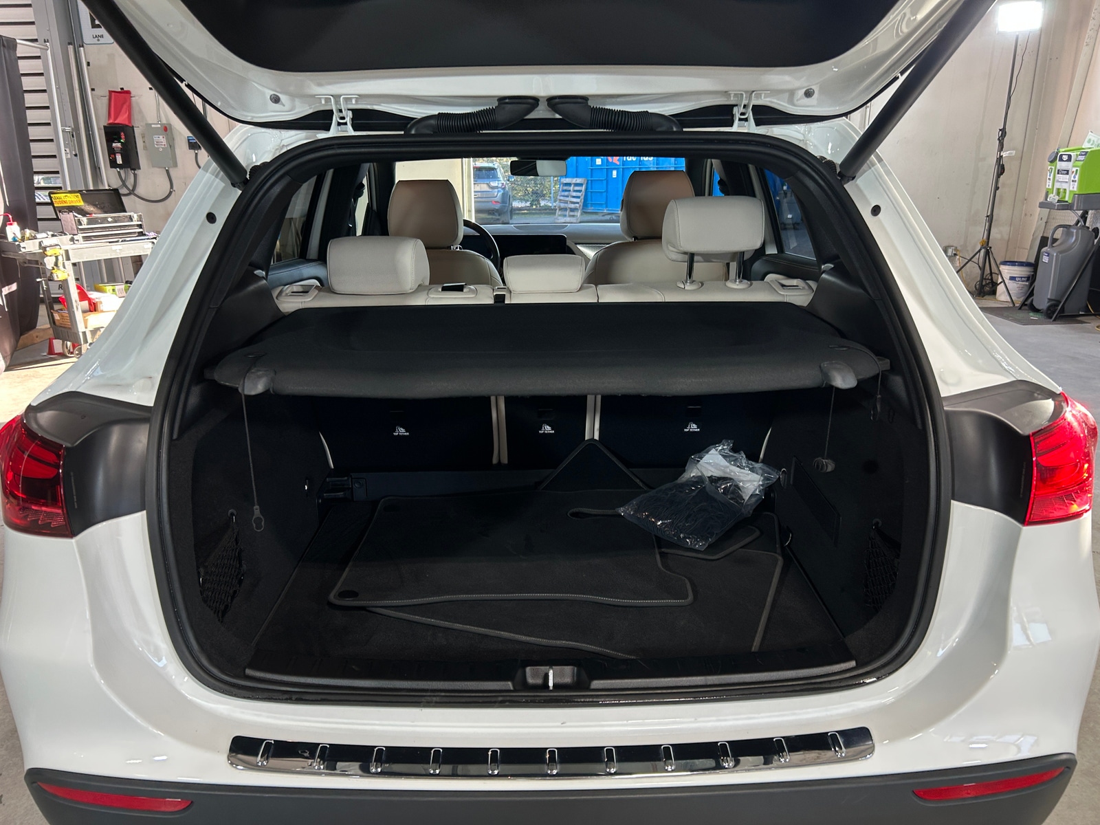 Thumbnail: 2025 Mercedes-Benz GLA - 6