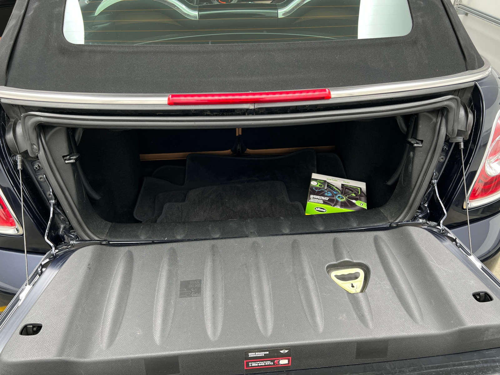 Thumbnail: 2014 MINI Cooper Convertible - 7