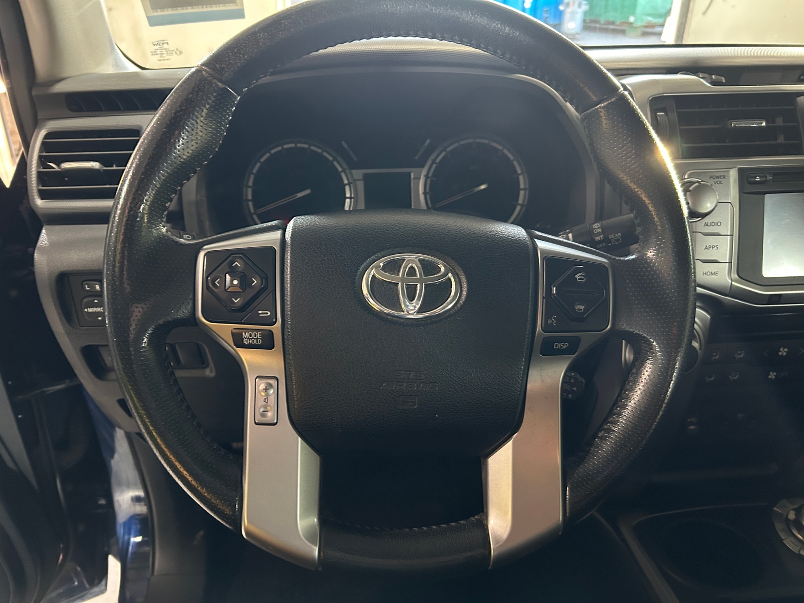 Thumbnail: 2014 Toyota 4Runner - 4