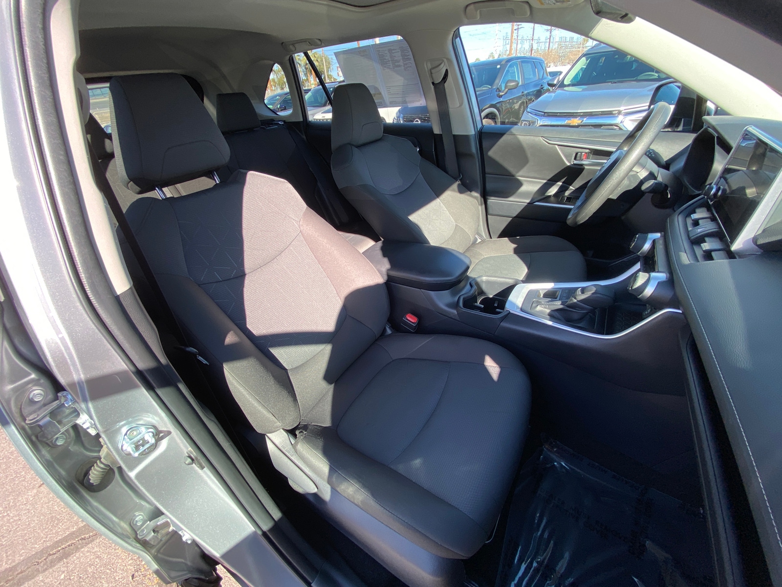 Thumbnail: 2025 Toyota RAV4 - 2