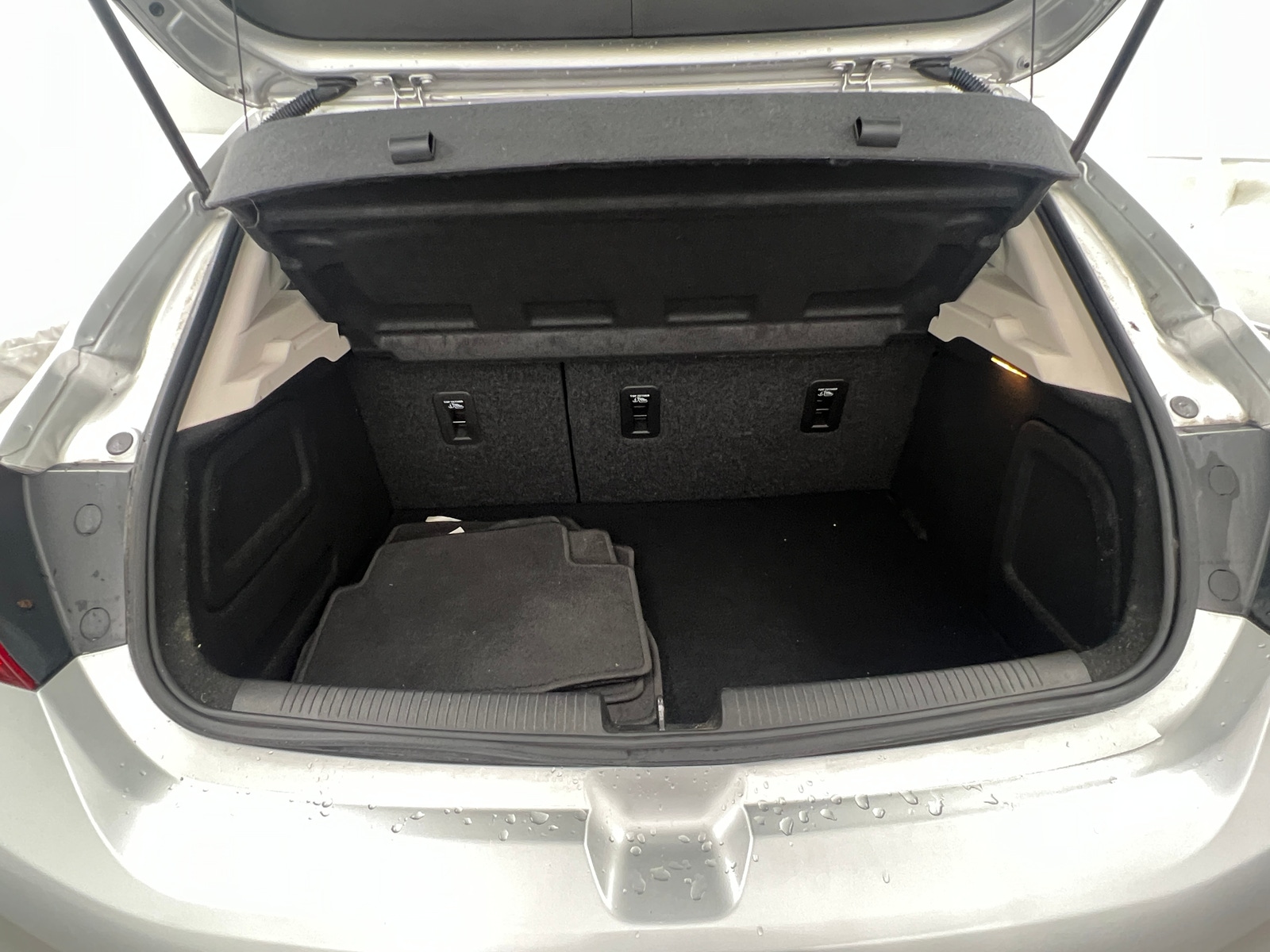 Thumbnail: 2017 Chevrolet Cruze - 7