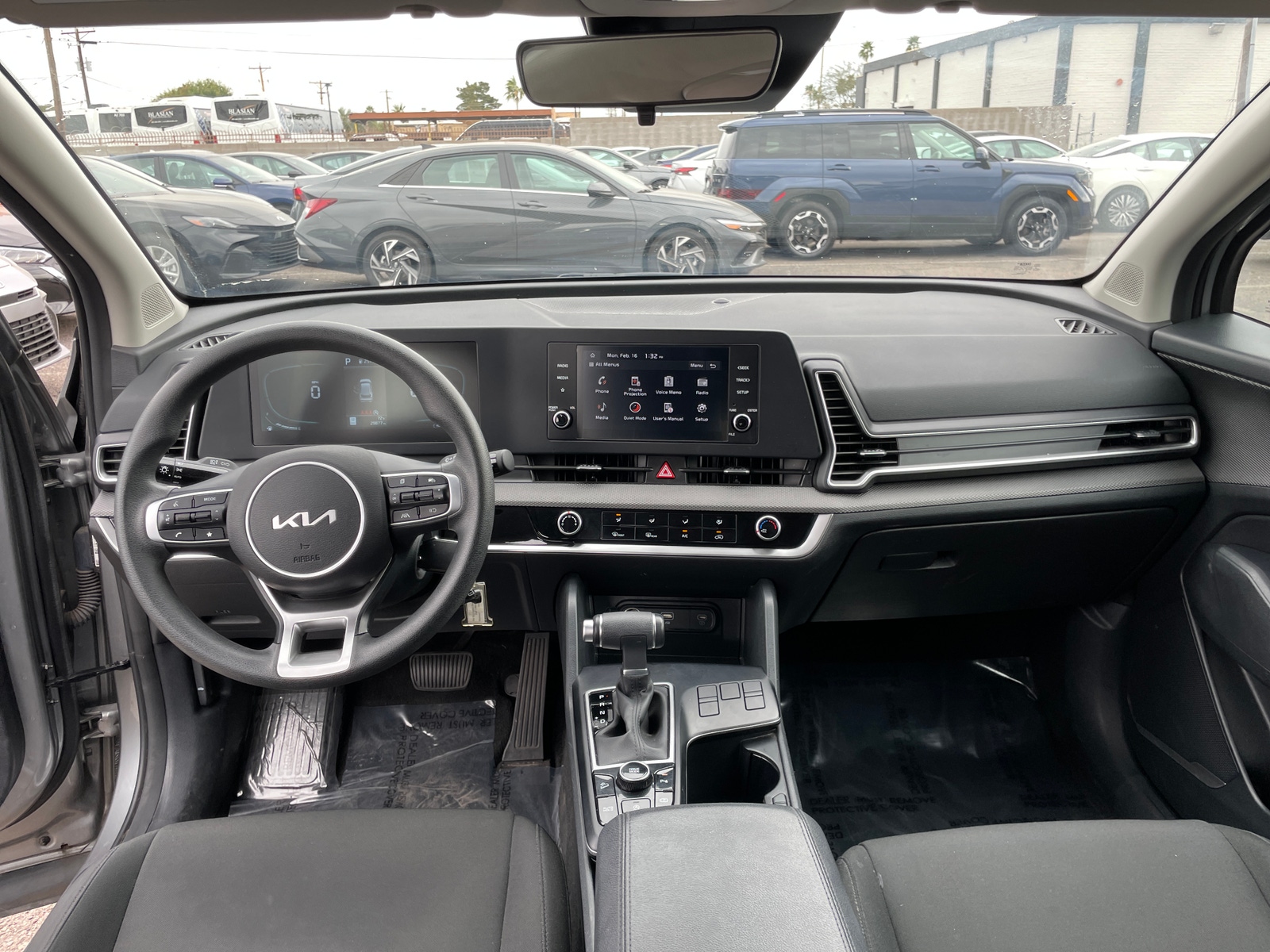 Thumbnail: 2025 Kia Sportage - 3