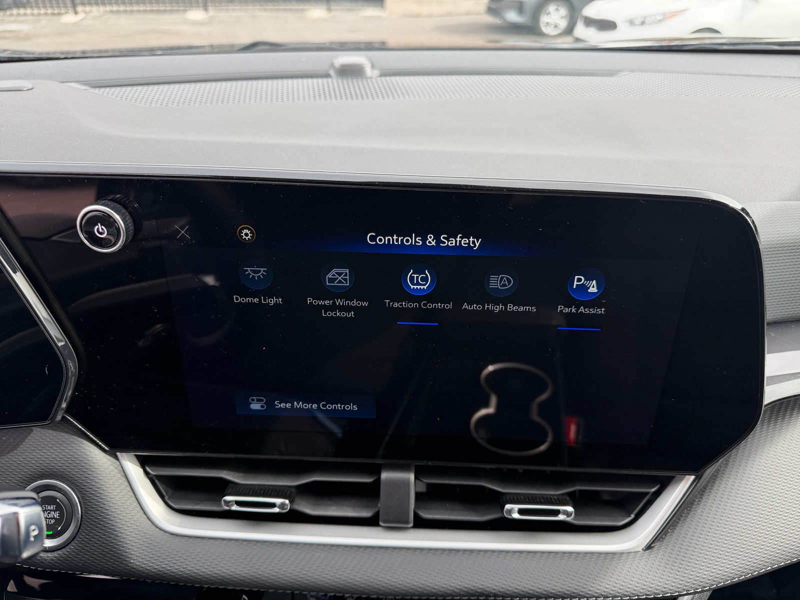 Thumbnail: 2025 Chevrolet Equinox - 4