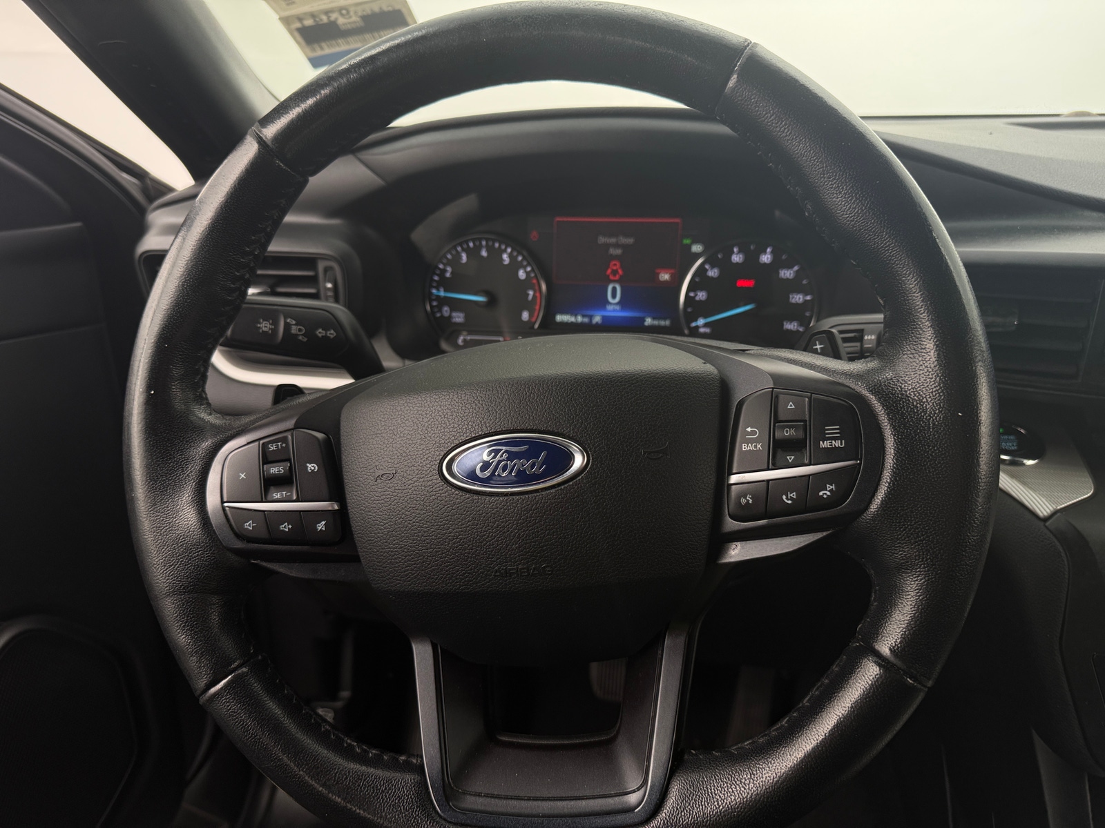 Thumbnail: 2020 Ford Explorer - 5