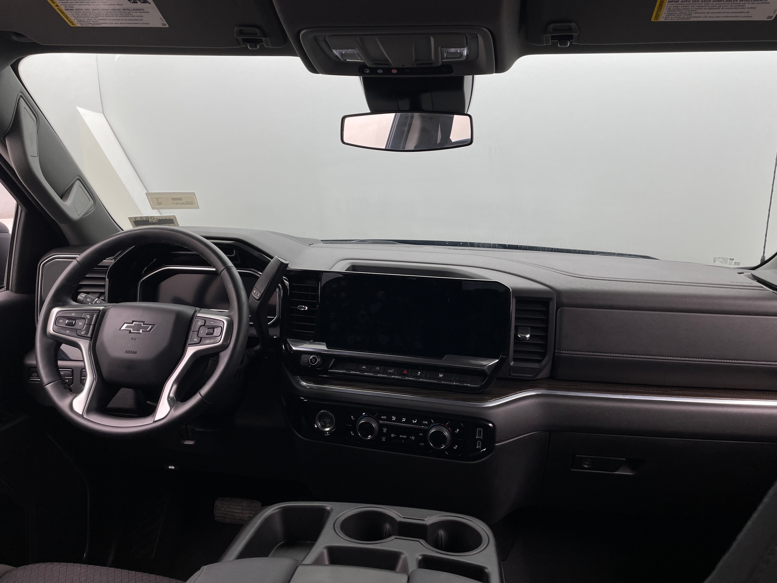 Thumbnail: 2024 Chevrolet Silverado 1500 - 3