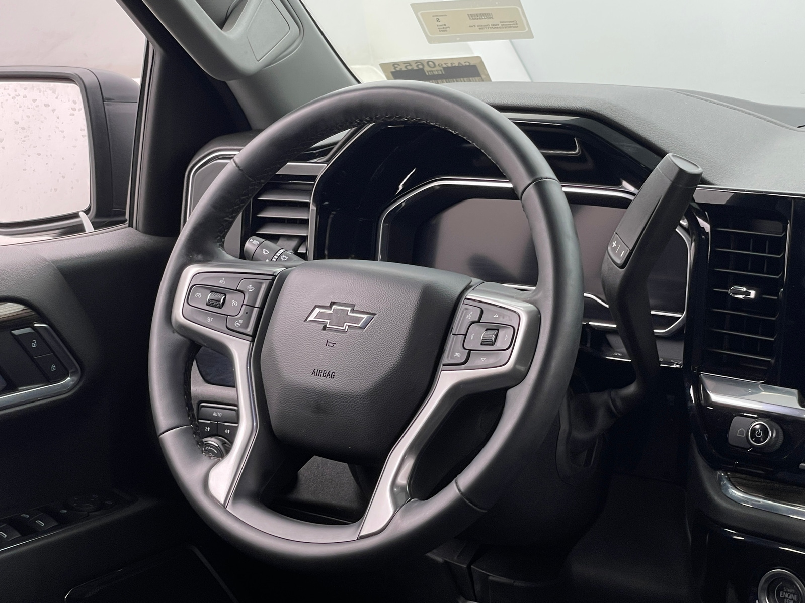 Thumbnail: 2024 Chevrolet Silverado 1500 - 5