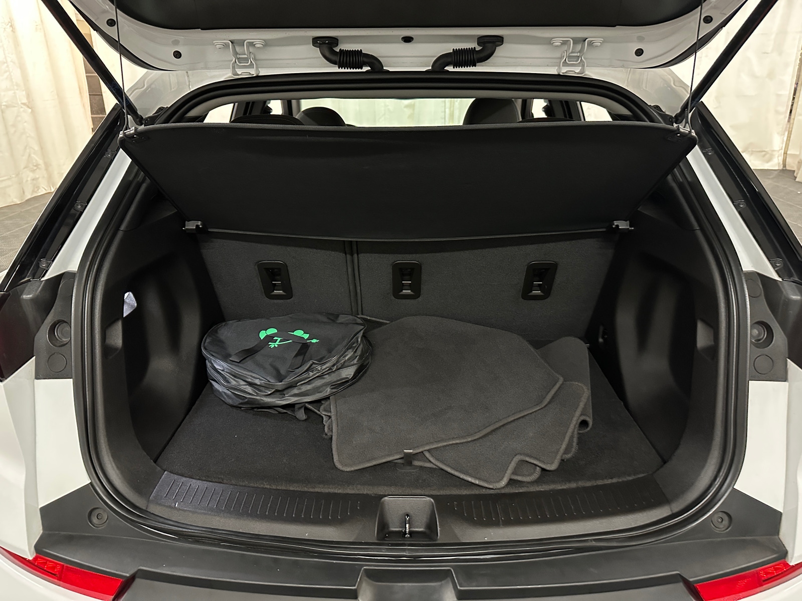 Thumbnail: 2023 Chevrolet Bolt EUV - 7