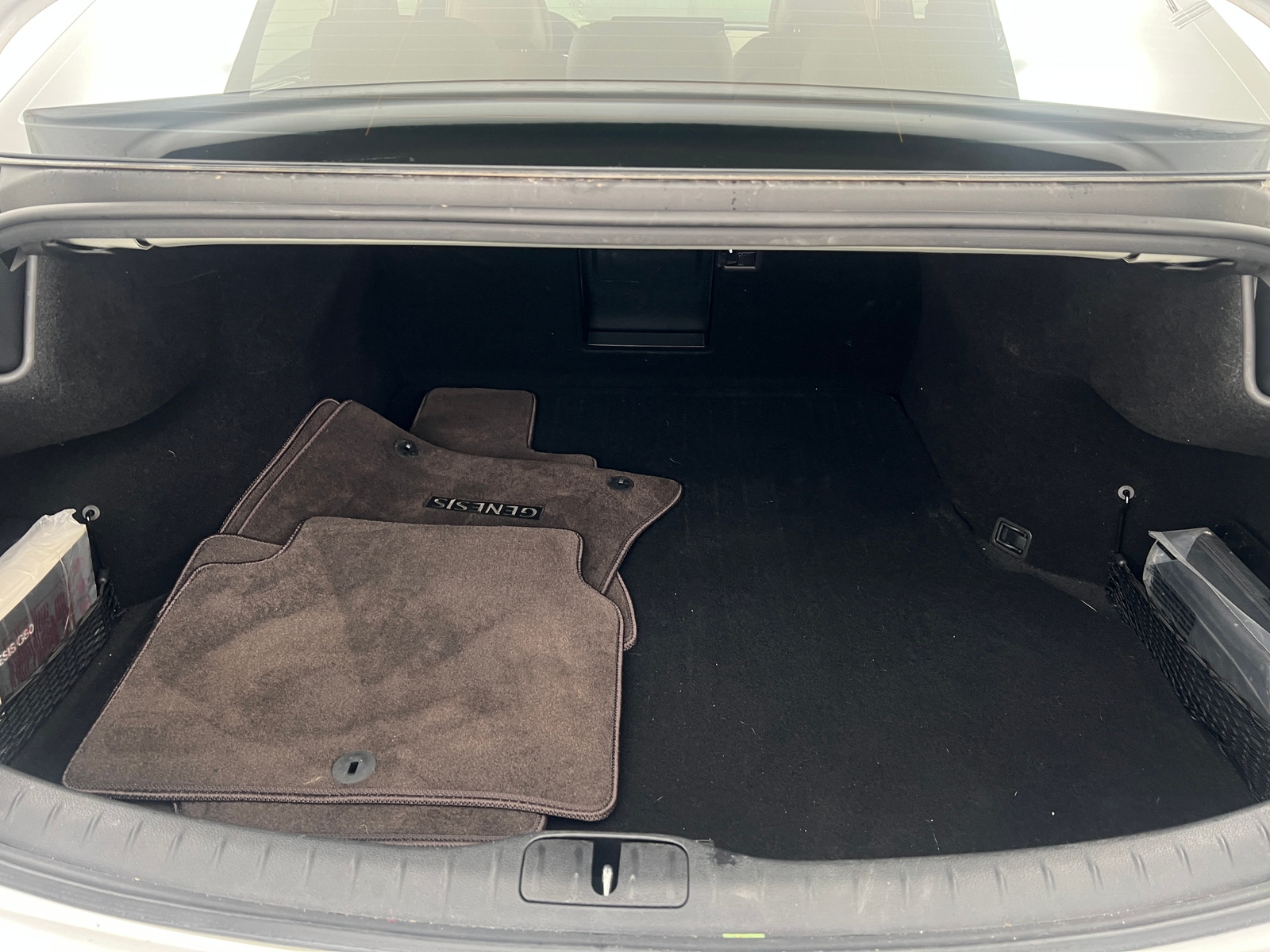 Thumbnail: 2022 Genesis G80 - 6