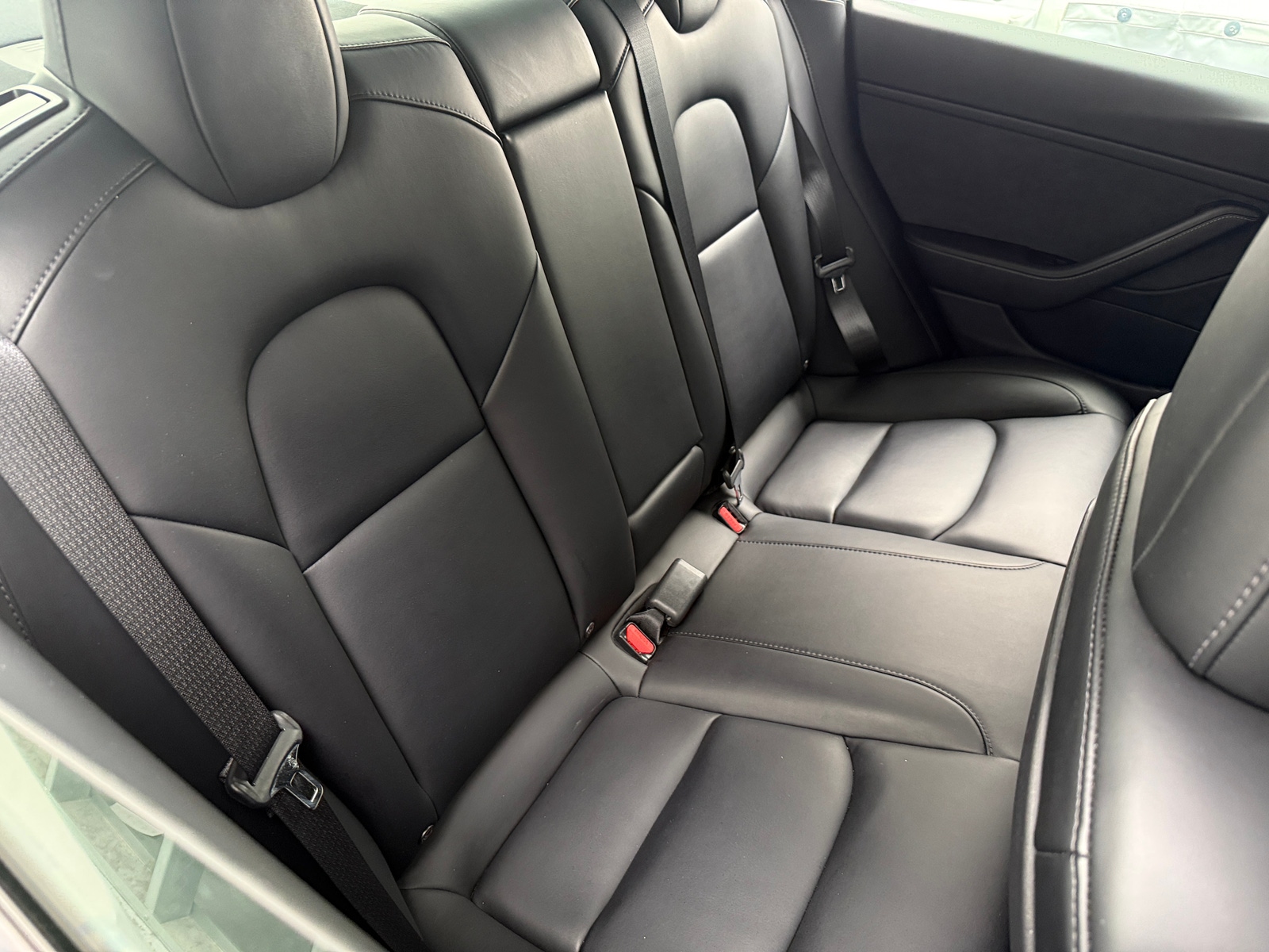 Thumbnail: 2021 Tesla Model 3 - 4