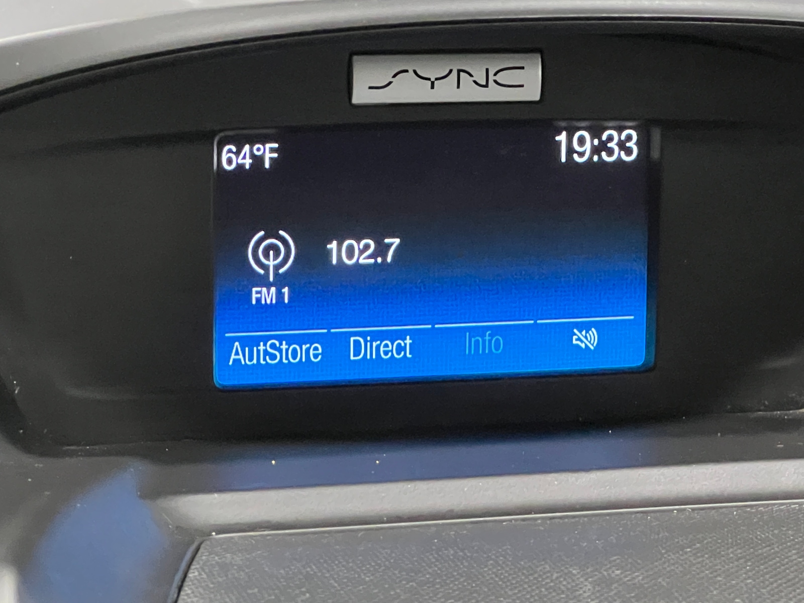 Thumbnail: 2016 Ford Escape - 4