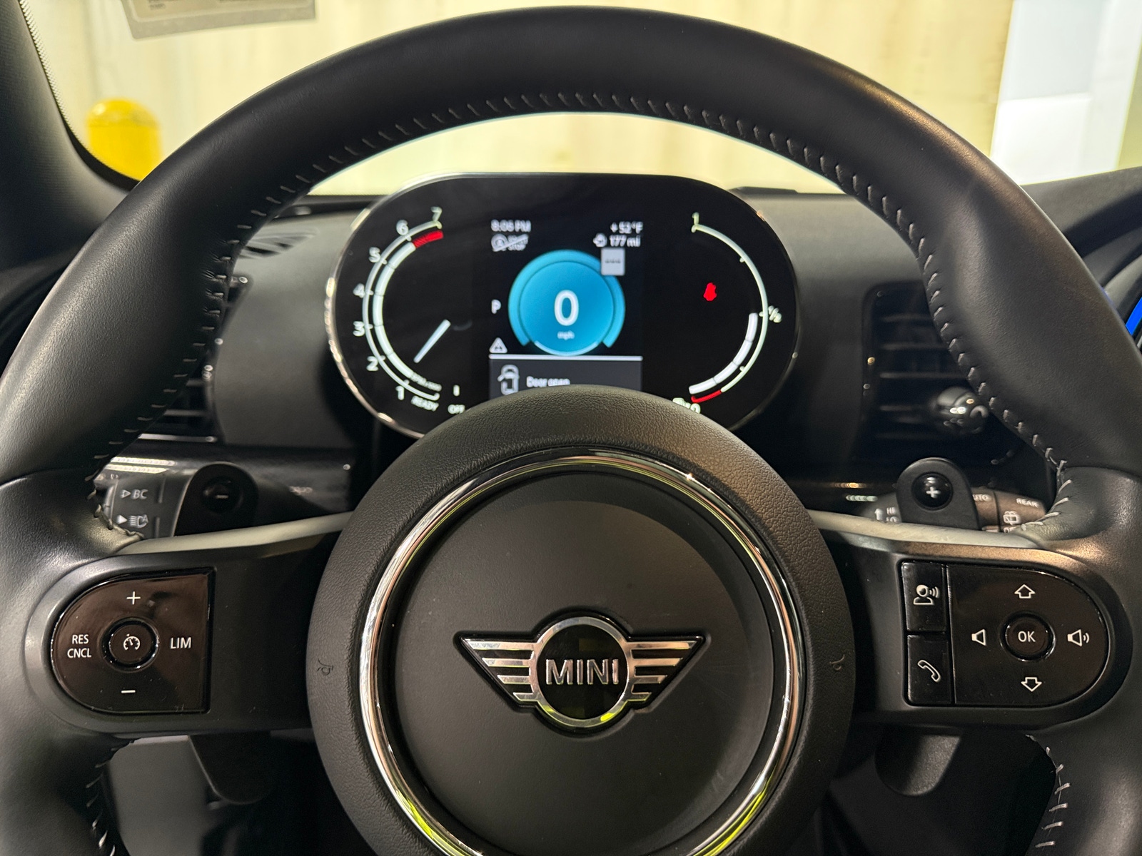 Thumbnail: 2022 MINI Cooper Clubman - 4