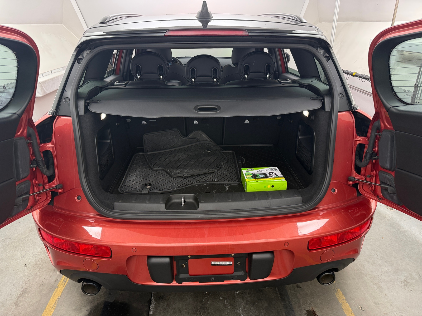 Thumbnail: 2022 MINI Cooper Clubman - 6