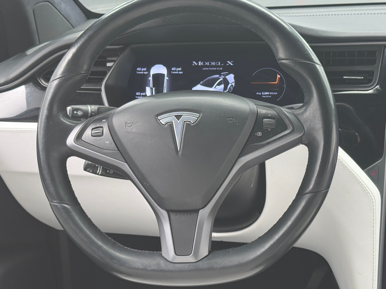 Thumbnail: 2020 Tesla Model X - 3