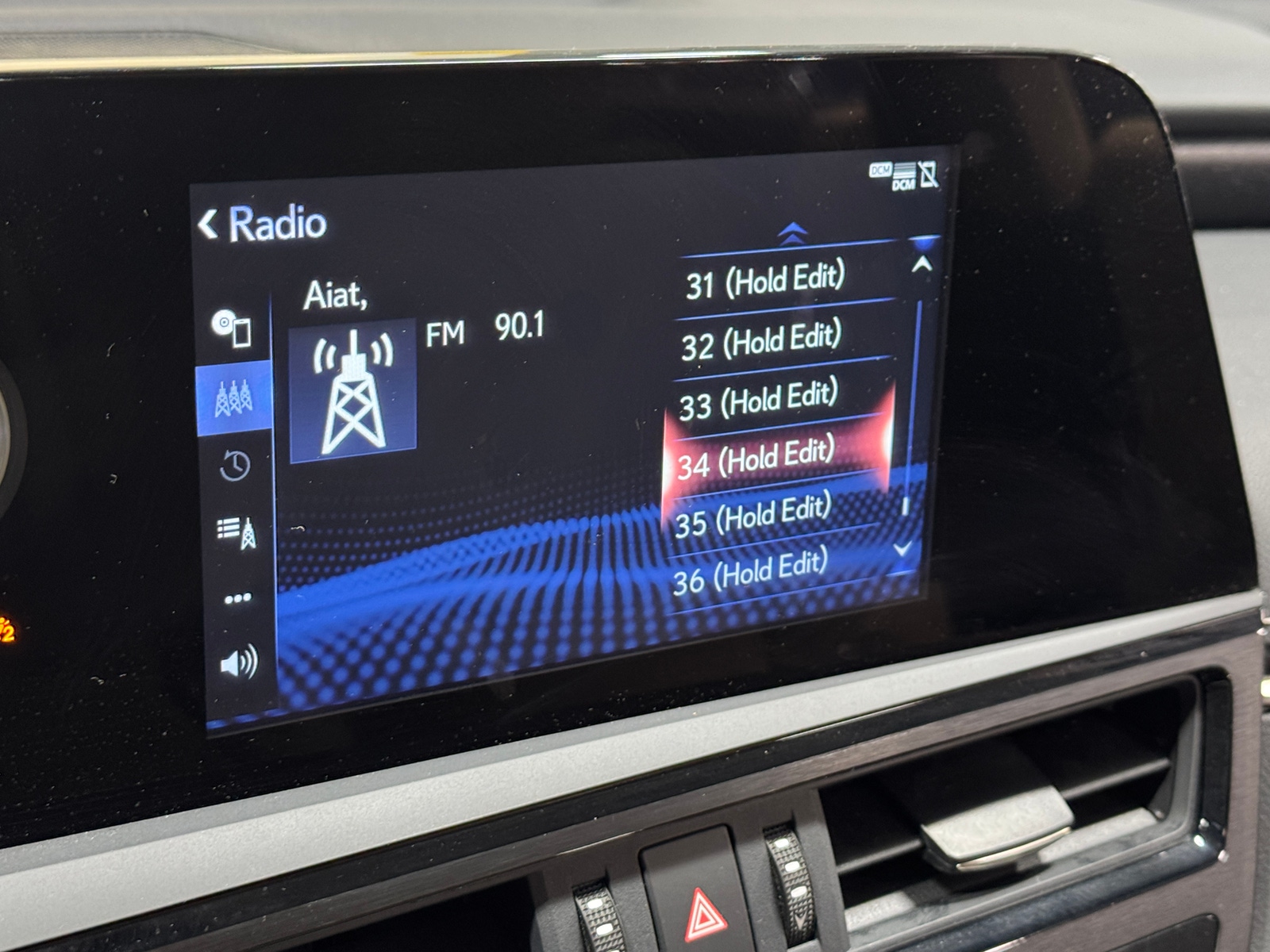 Thumbnail: 2022 Lexus ES - 3