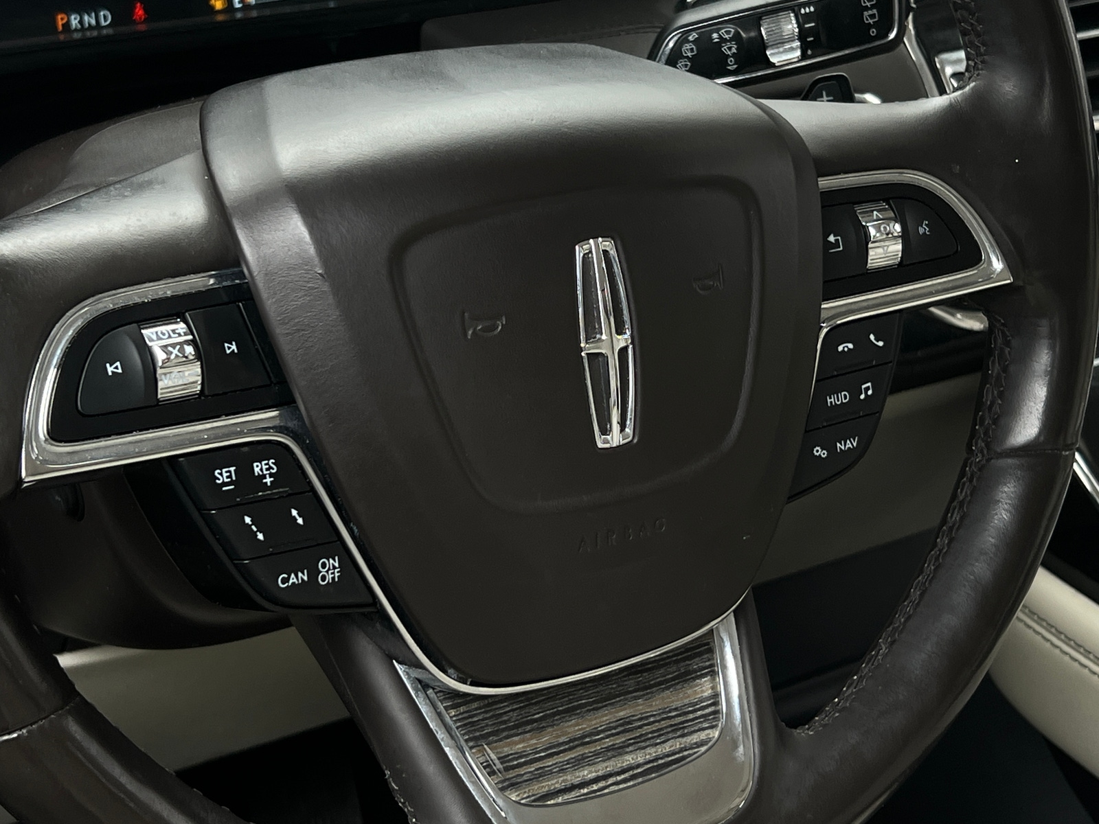 Thumbnail: 2020 Lincoln Navigator - 4