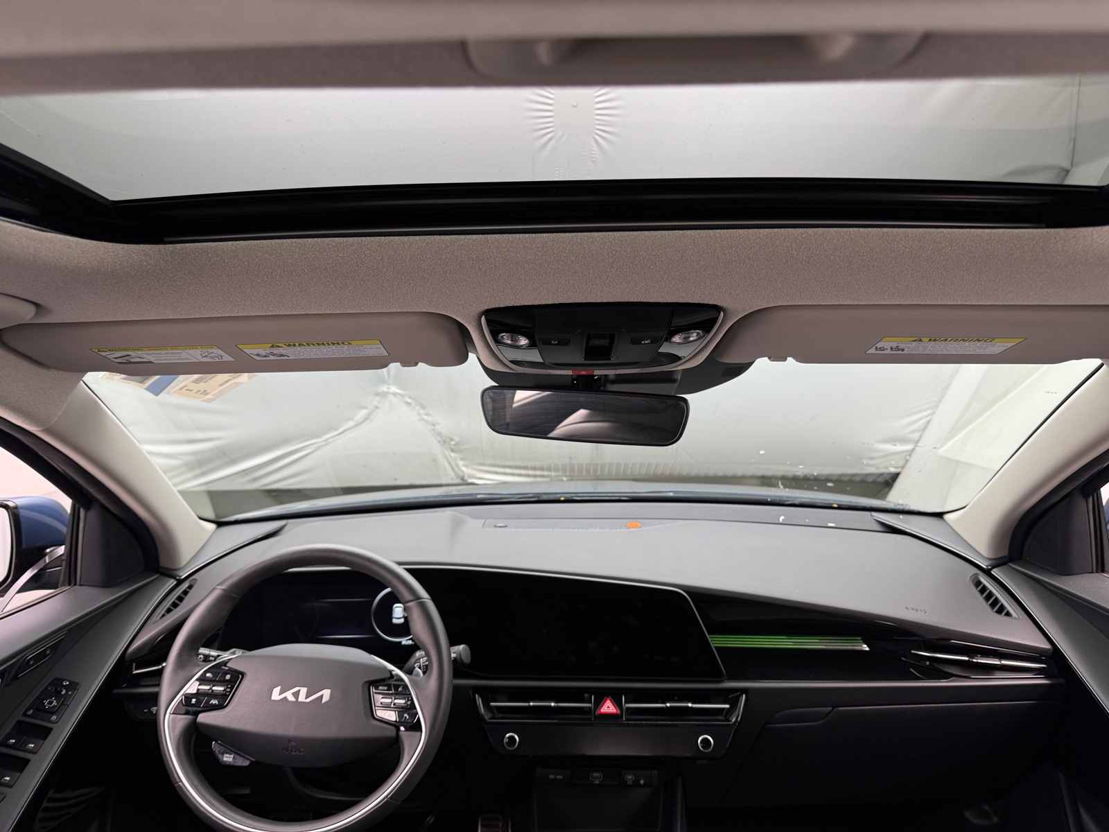 Thumbnail: 2023 Kia Niro - 2