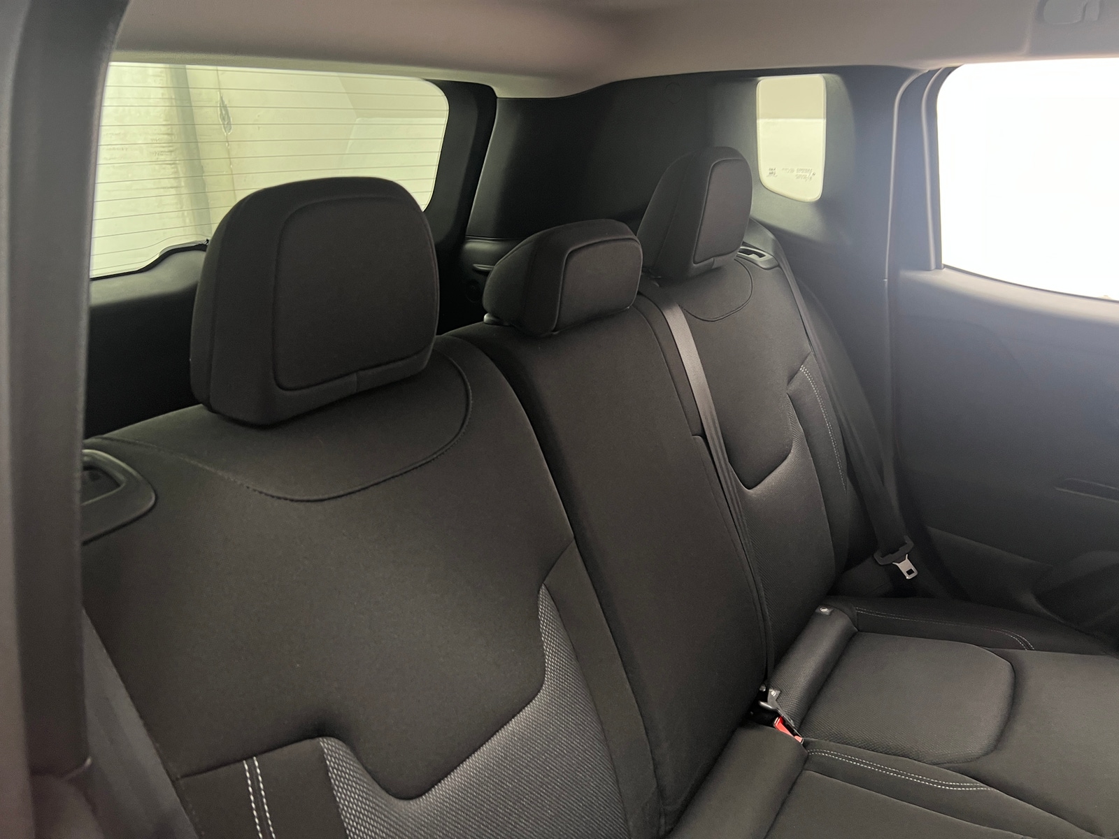 Thumbnail: 2021 Jeep Renegade - 6