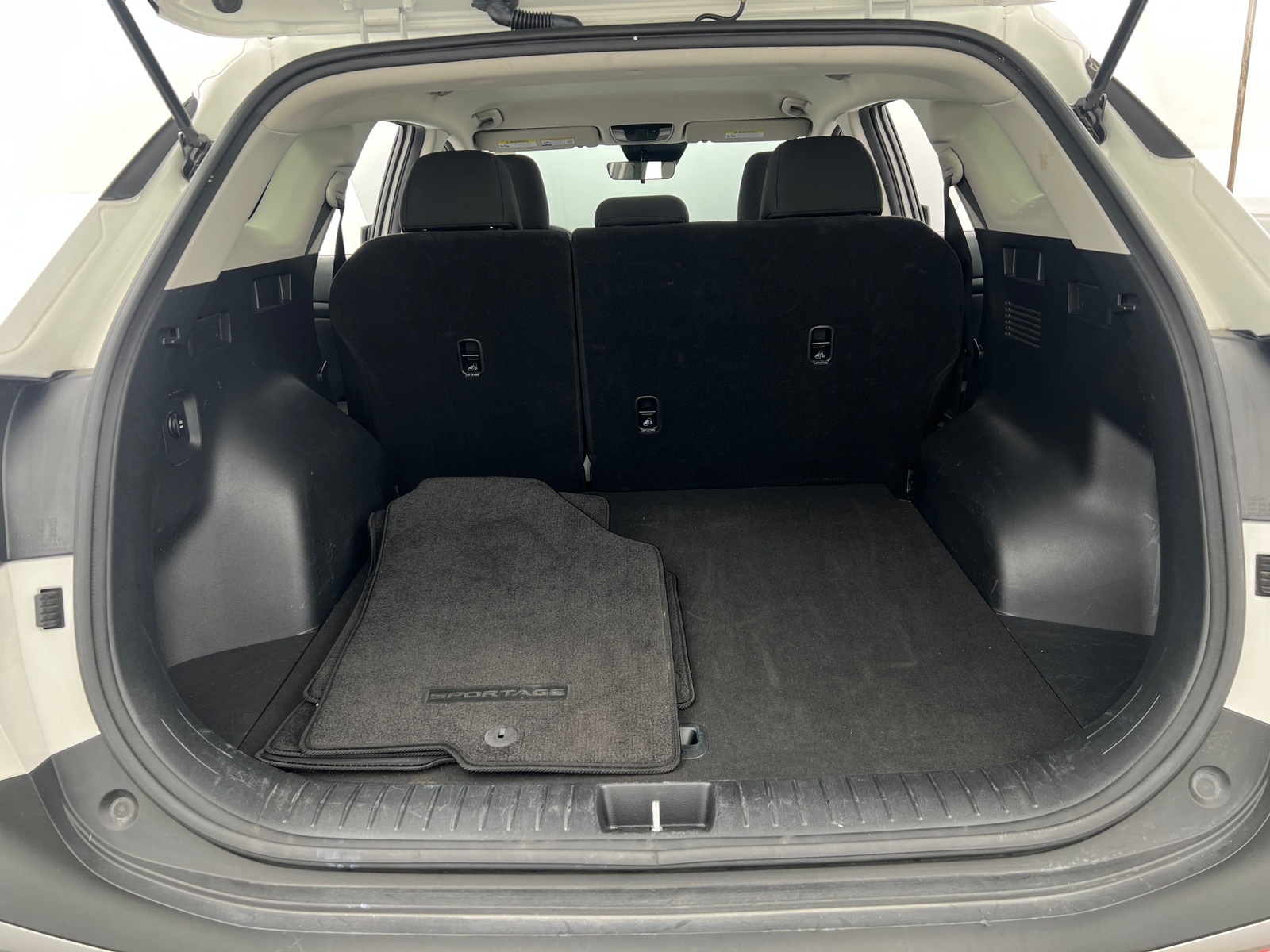 Thumbnail: 2025 Kia Sportage - 7