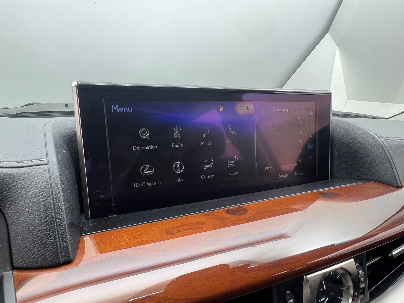 Thumbnail: 2017 Lexus LX - 3