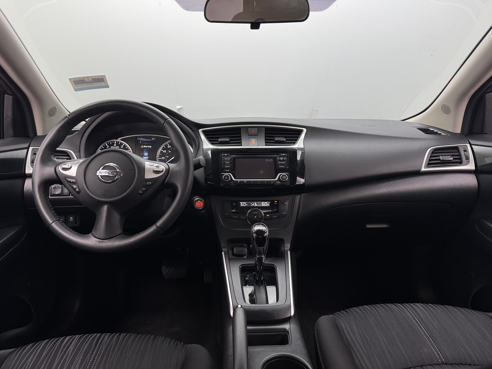 Thumbnail: 2018 Nissan Sentra - 3