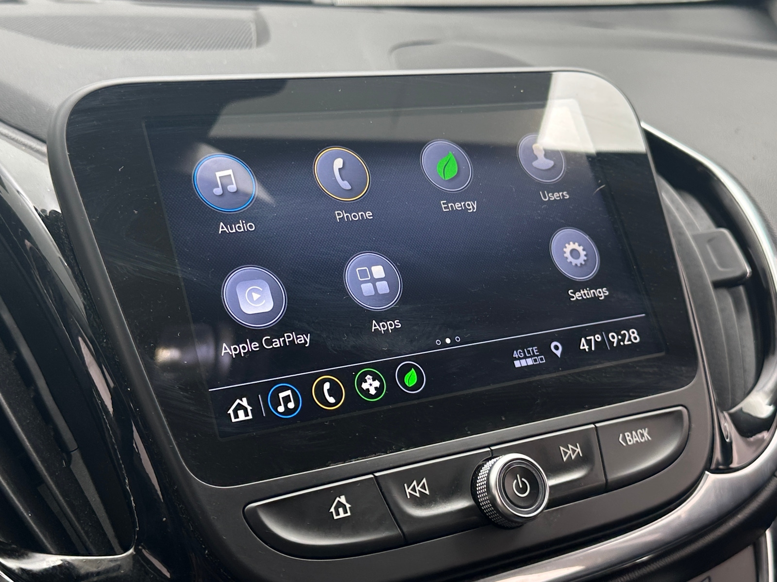 Thumbnail: 2019 Chevrolet Volt - 3