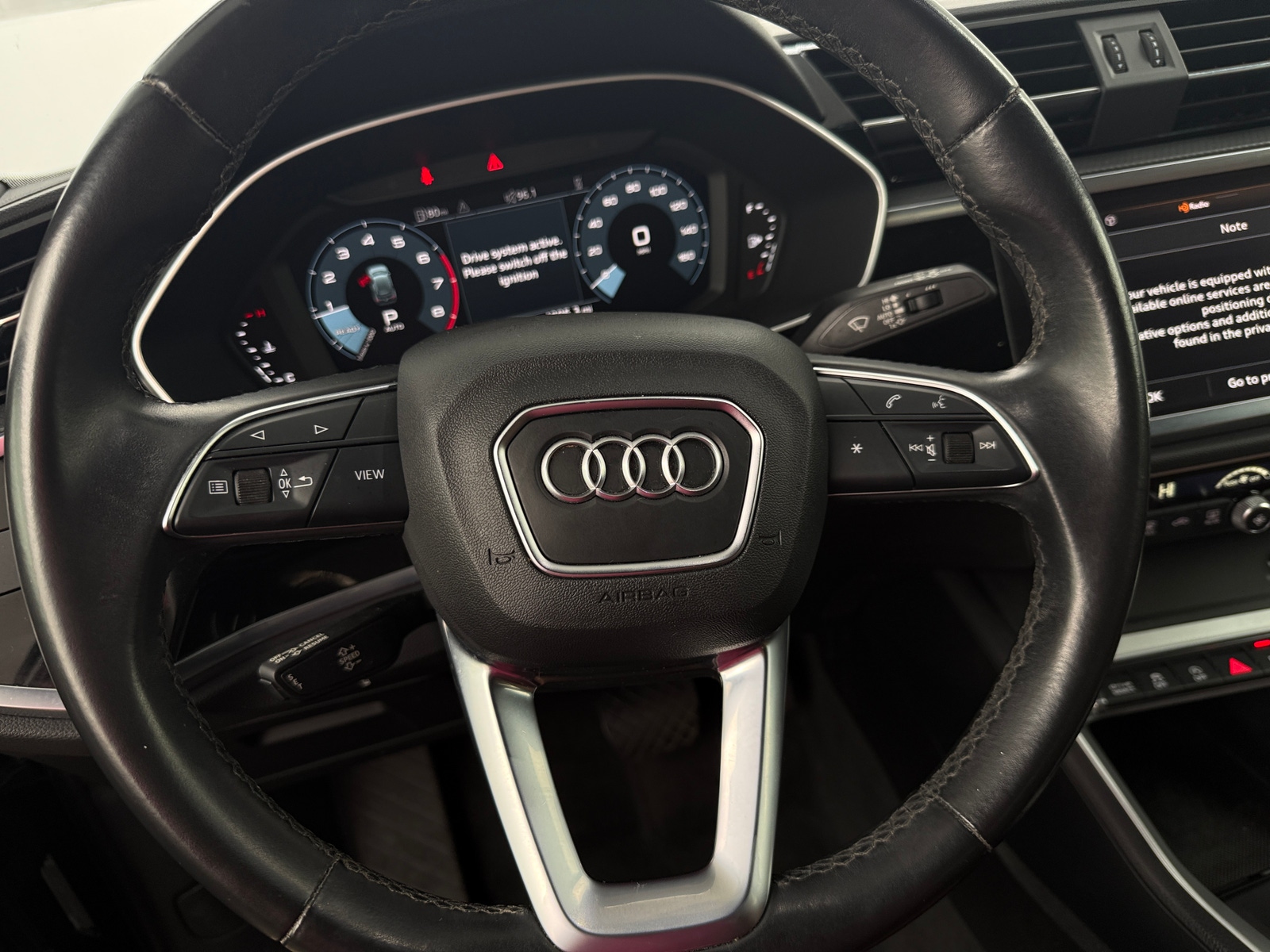 Thumbnail: 2022 Audi Q3 - 4