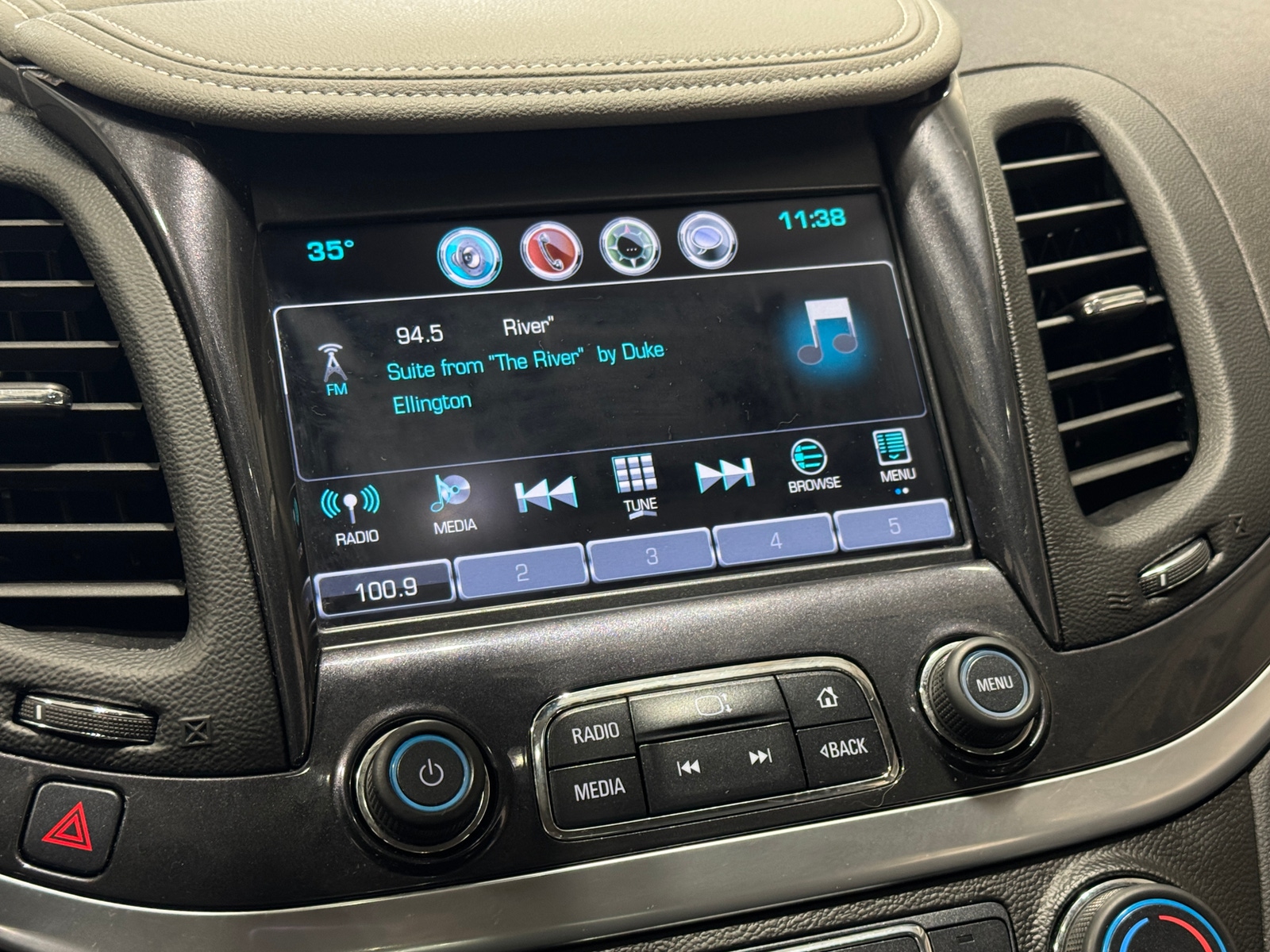 Thumbnail: 2019 Chevrolet Impala - 4