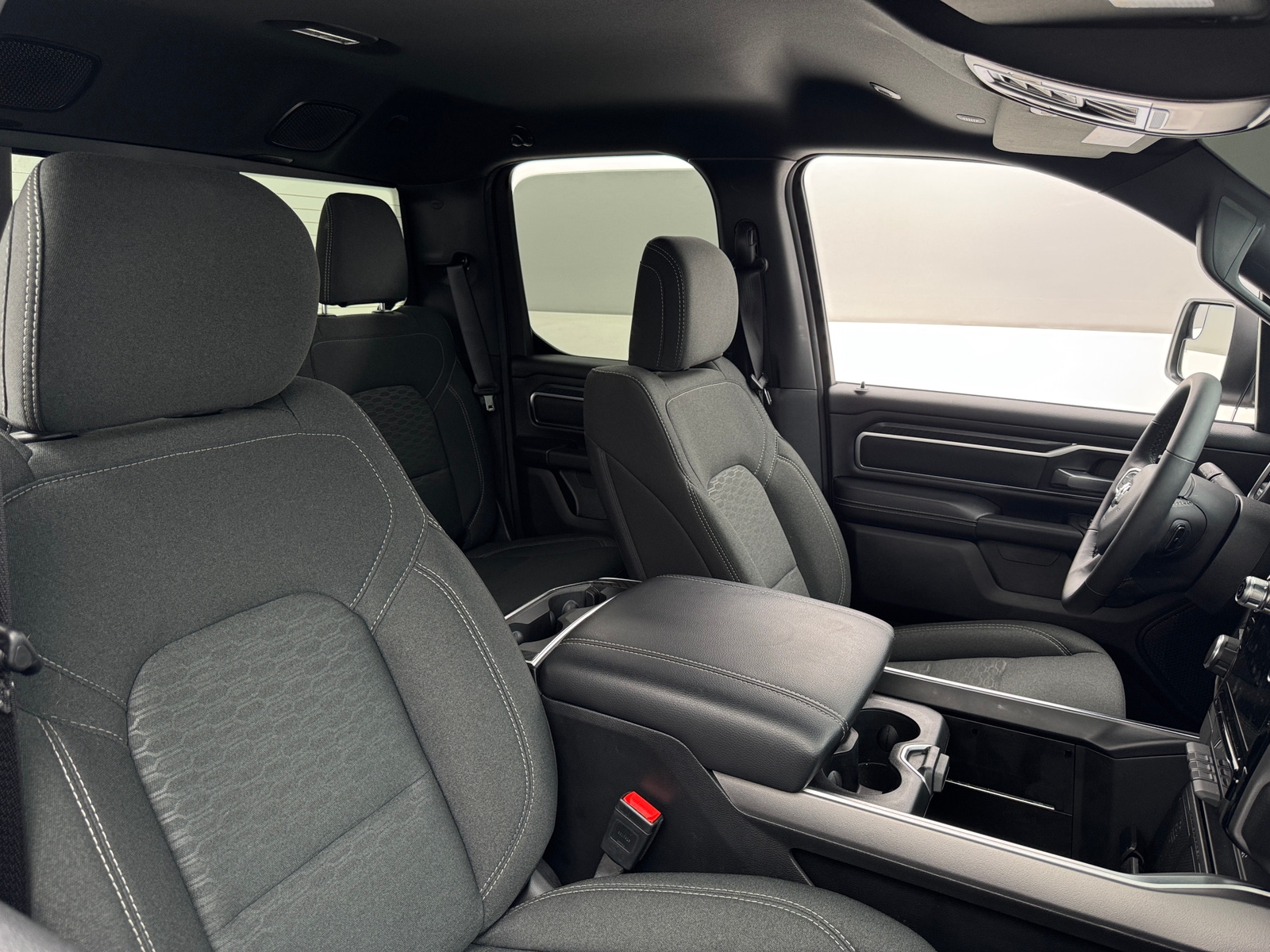 Thumbnail: 2025 RAM 1500 - 2