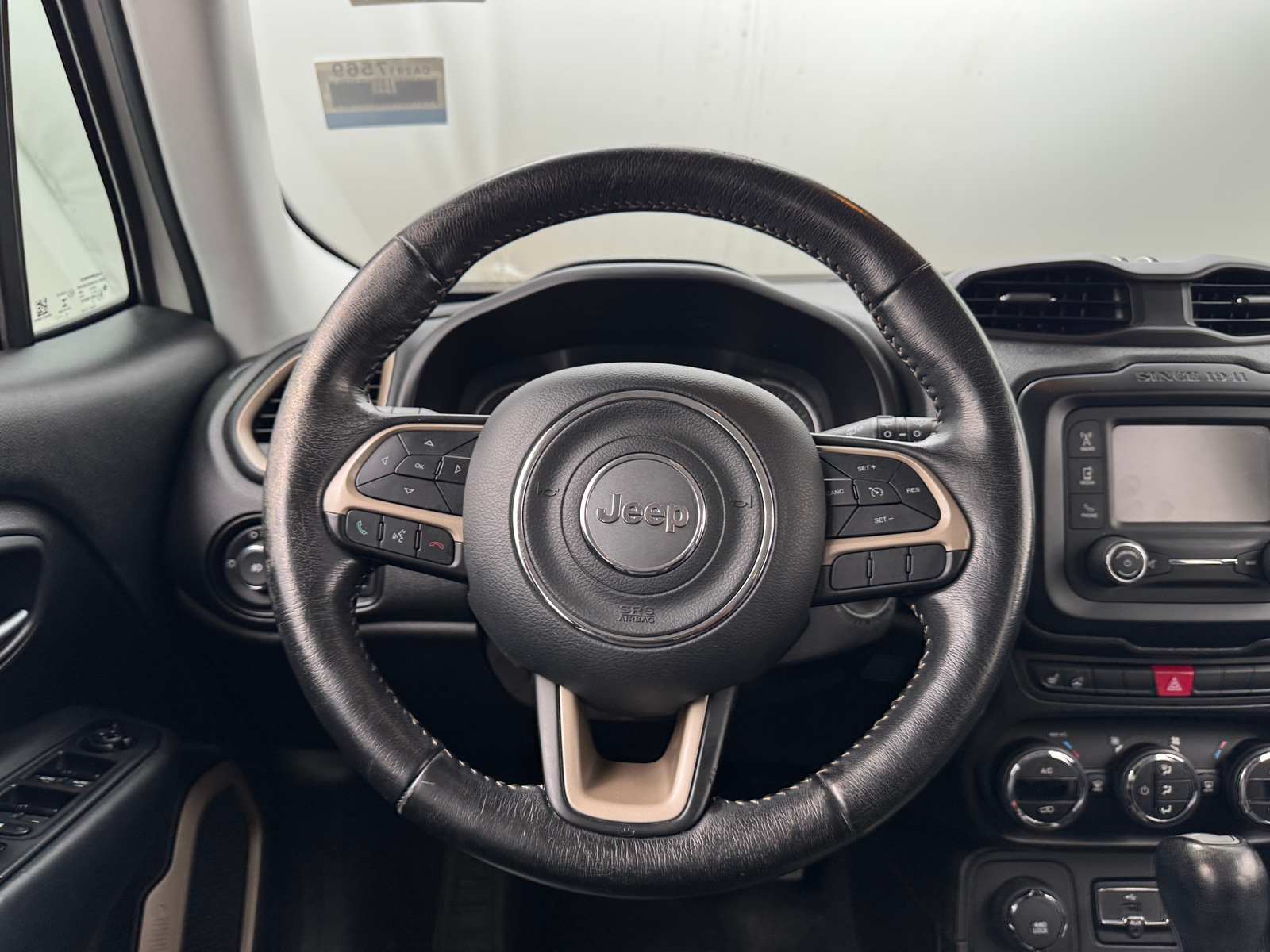 Thumbnail: 2017 Jeep Renegade - 4