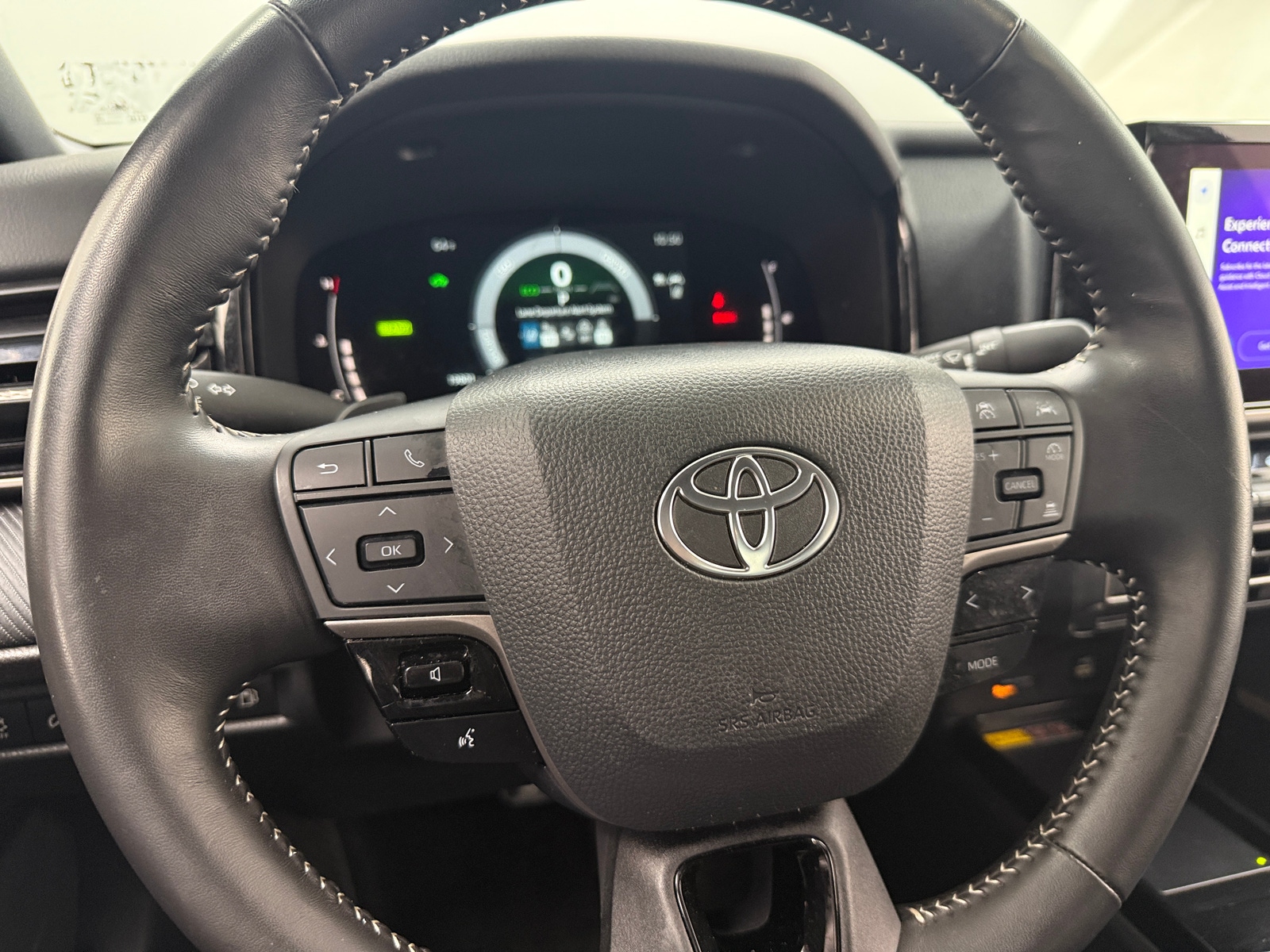 Thumbnail: 2025 Toyota Camry - 4