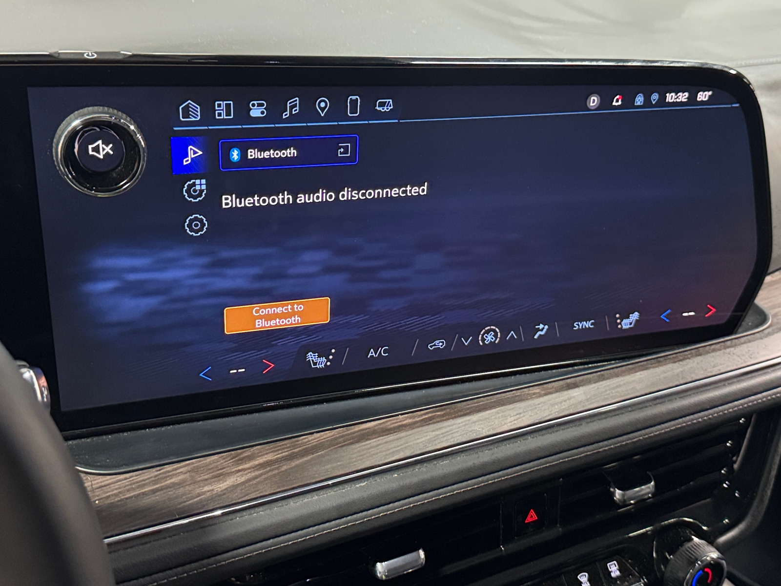 Thumbnail: 2025 Chevrolet Tahoe - 3