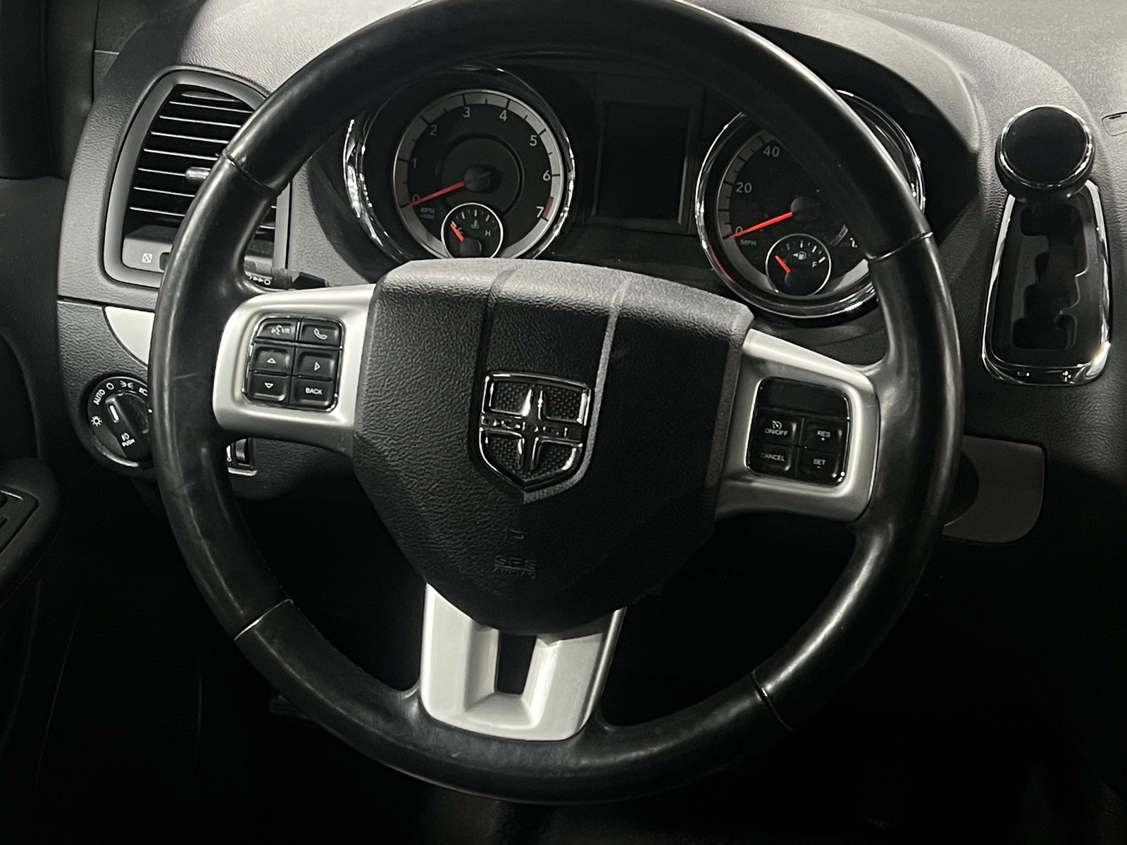 Thumbnail: 2019 Dodge Grand Caravan - 4