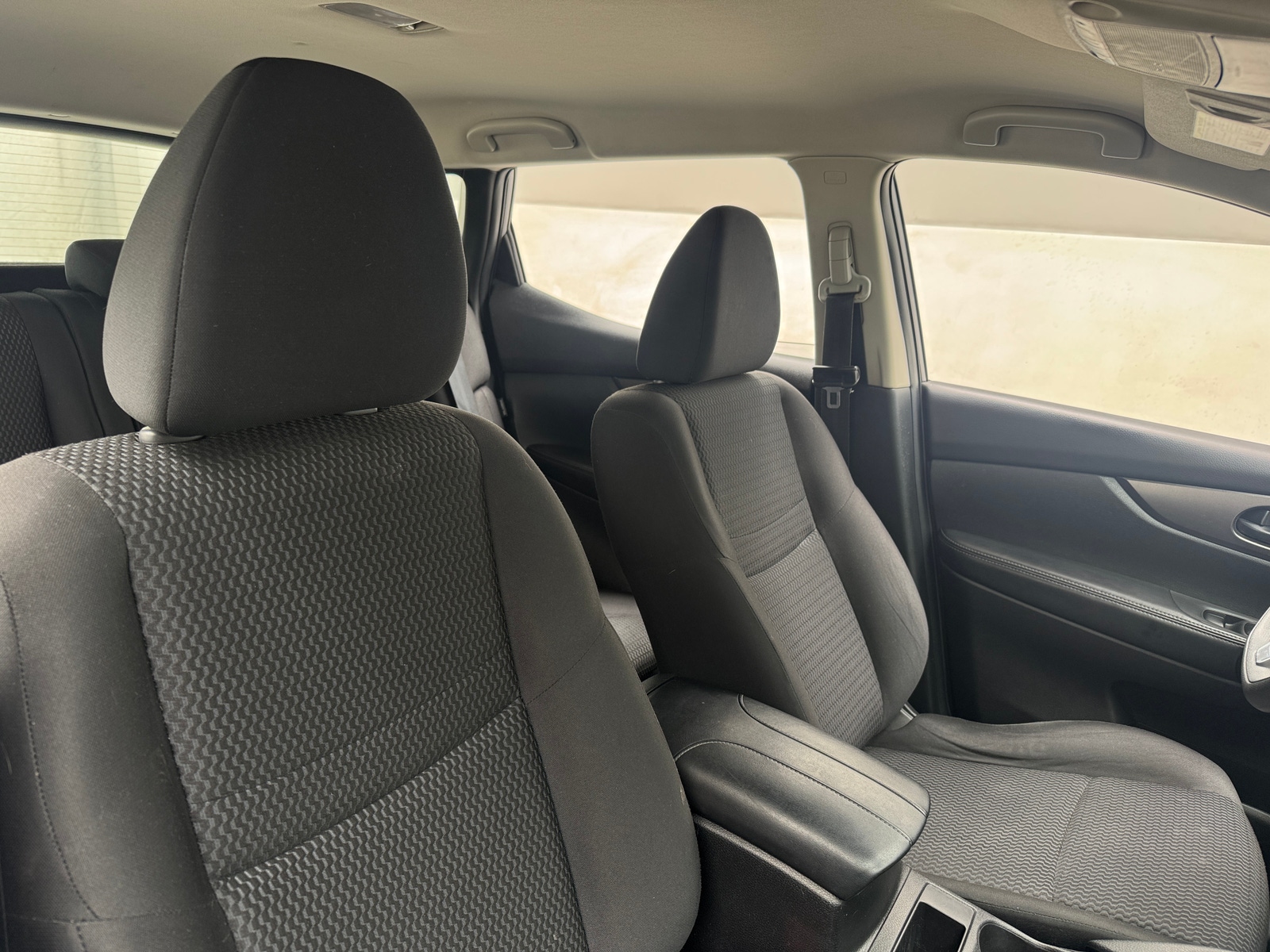 Thumbnail: 2020 Nissan Rogue Sport - 6