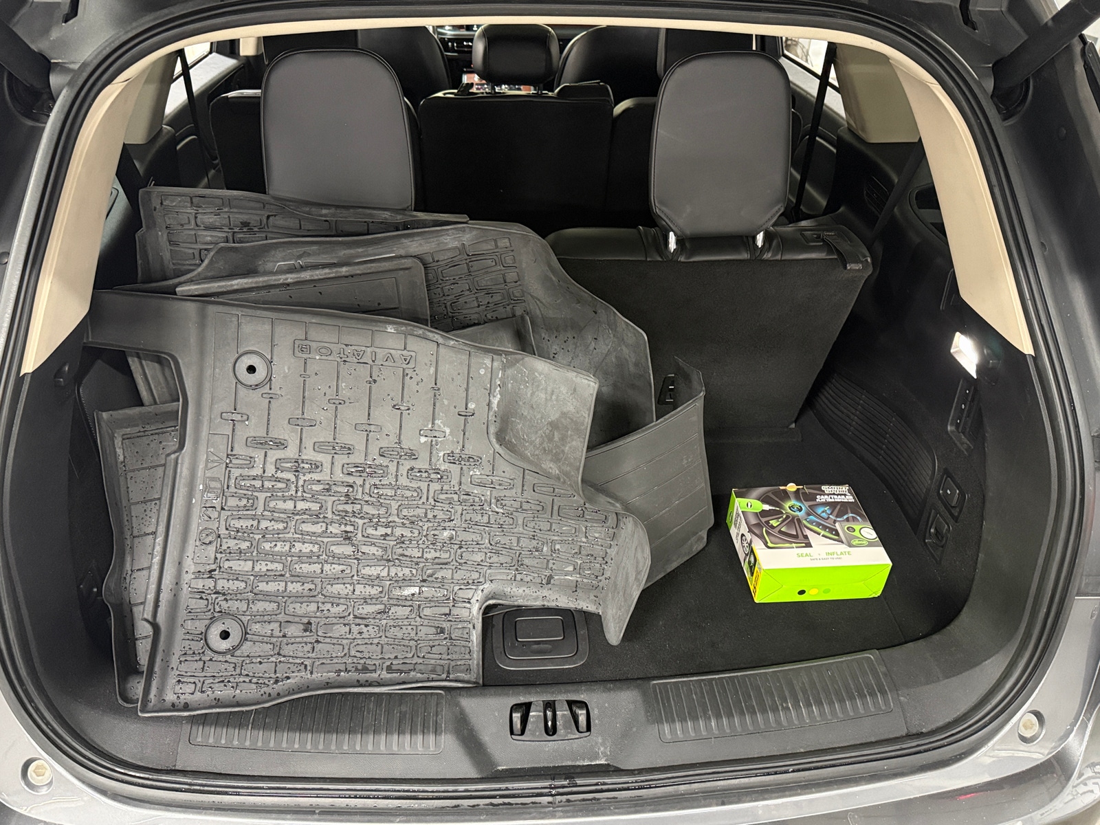 Thumbnail: 2021 Lincoln Aviator - 6