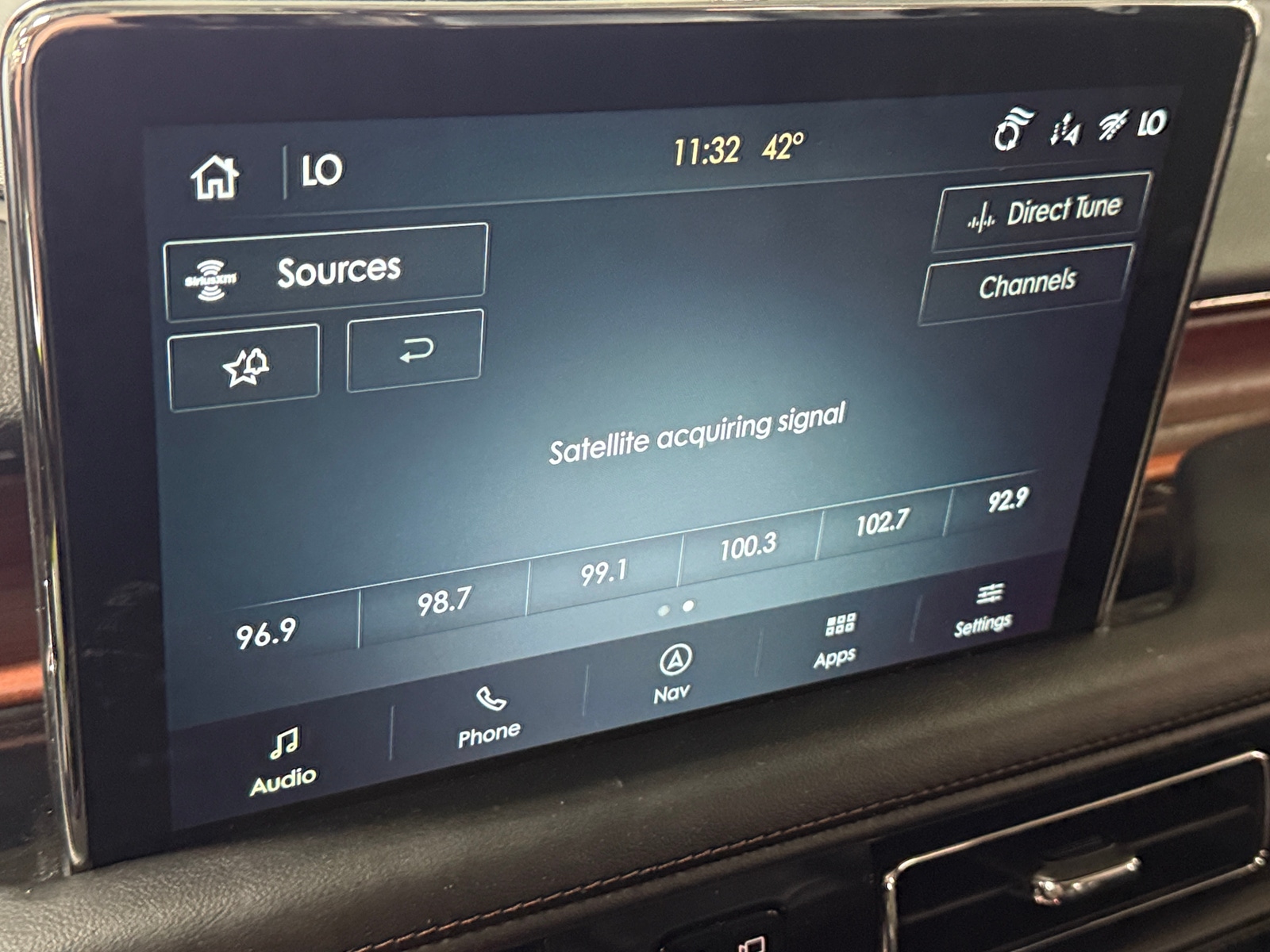 Thumbnail: 2021 Lincoln Aviator - 3