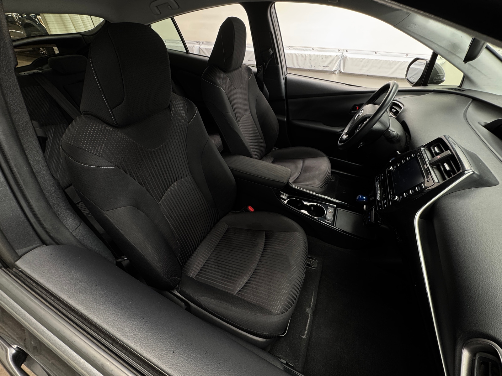 Thumbnail: 2022 Toyota Prius Prime - 2