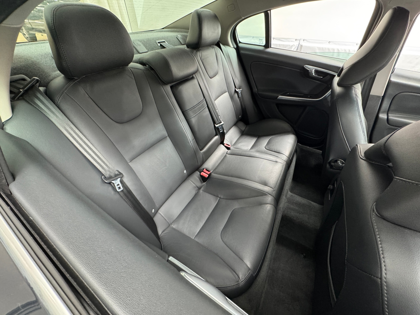 Thumbnail: 2015 Volvo S60 - 5