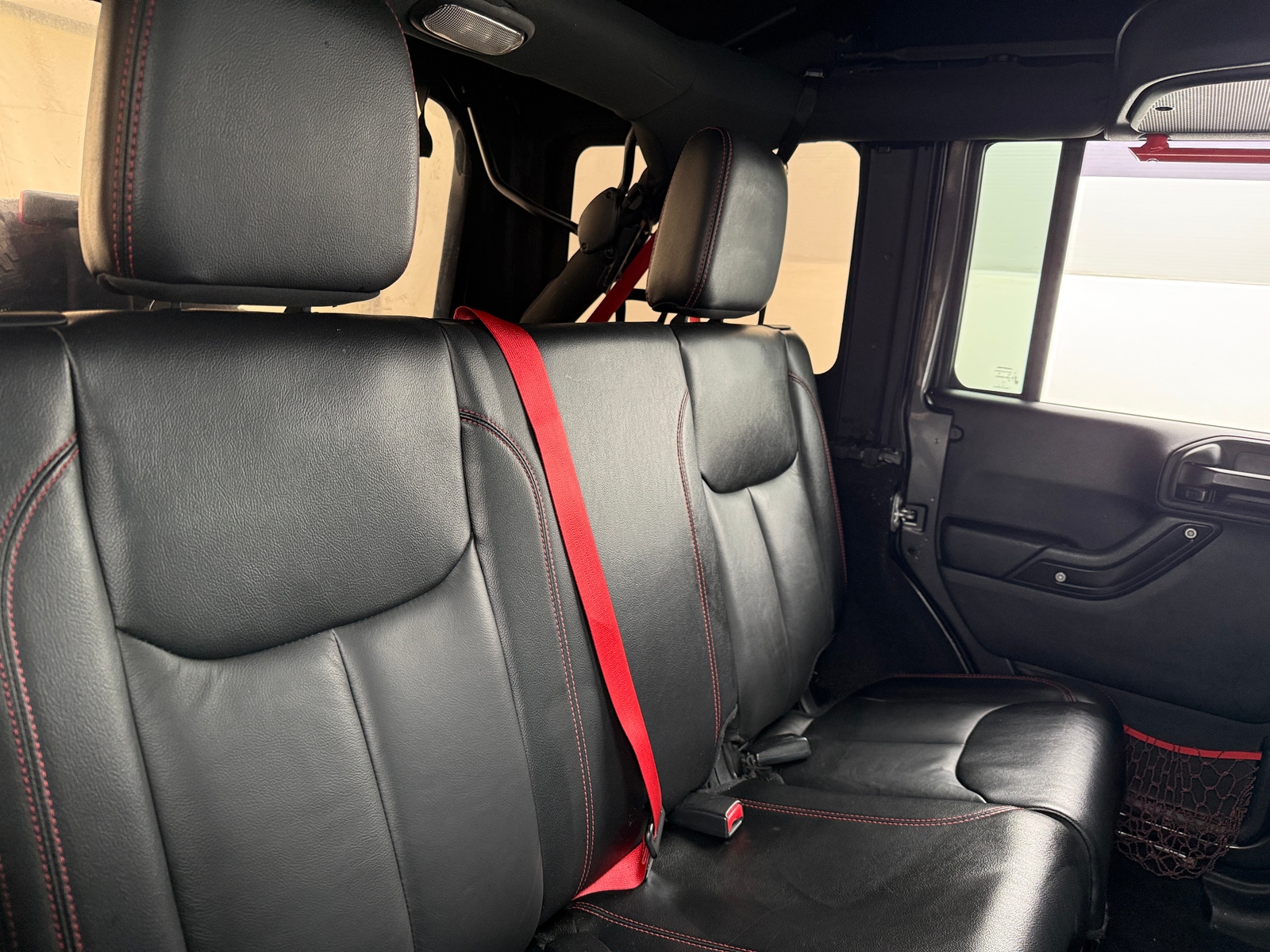 Thumbnail: 2017 Jeep Wrangler - 6