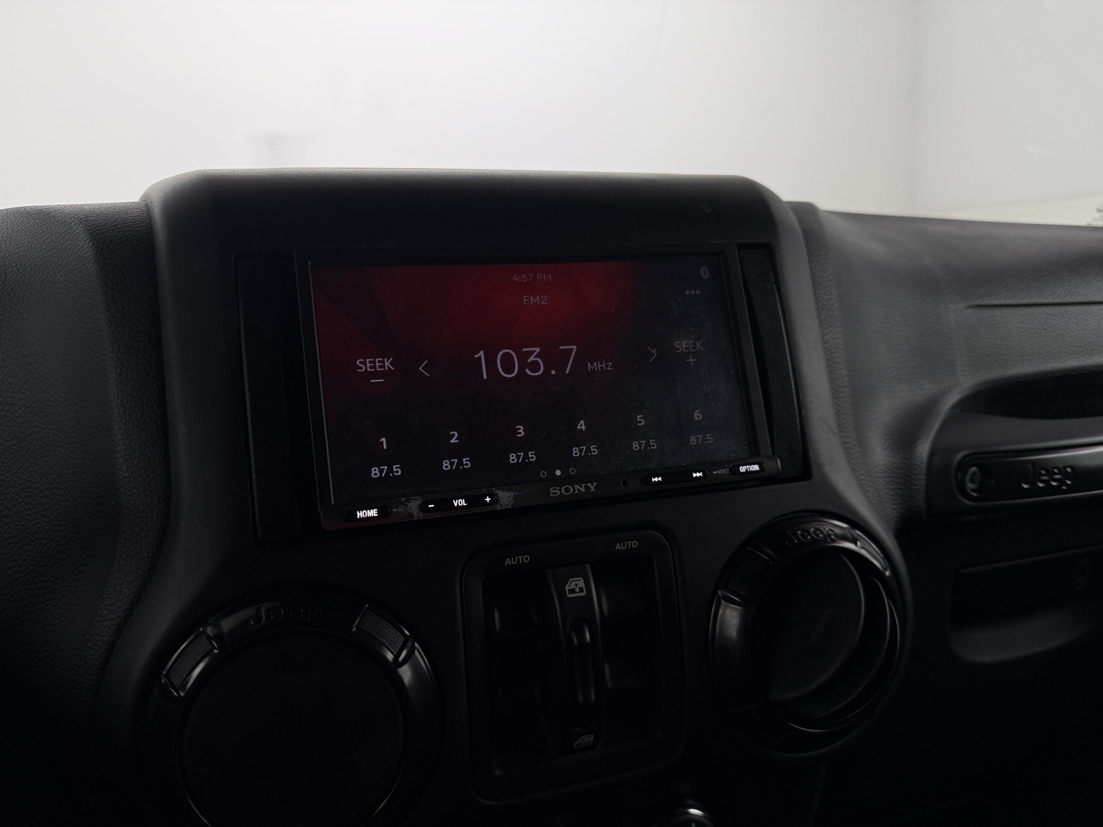 Thumbnail: 2017 Jeep Wrangler - 4