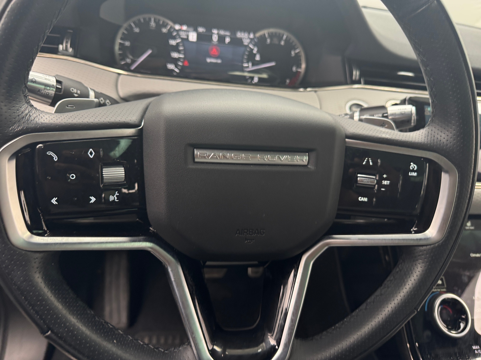 Thumbnail: 2022 Land Rover Range Rover Evoque - 4