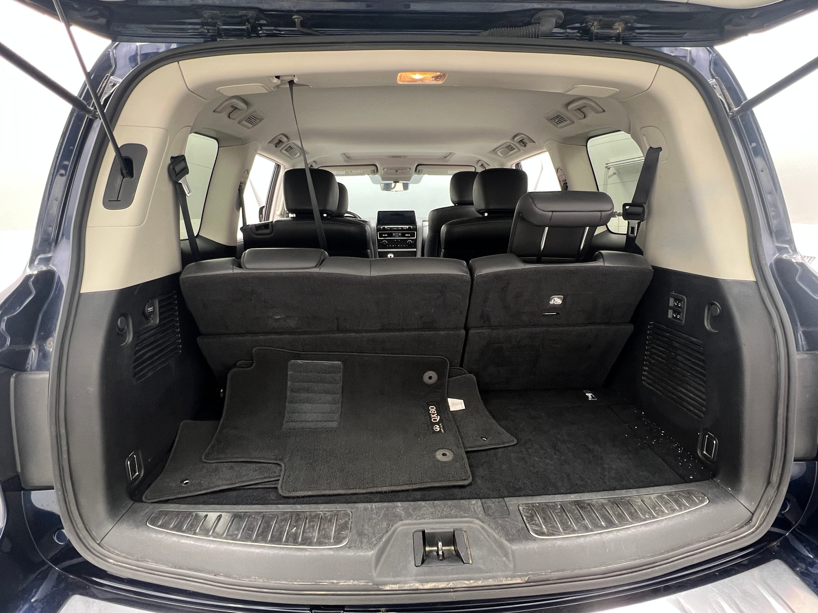 Thumbnail: 2024 INFINITI QX80 - 6