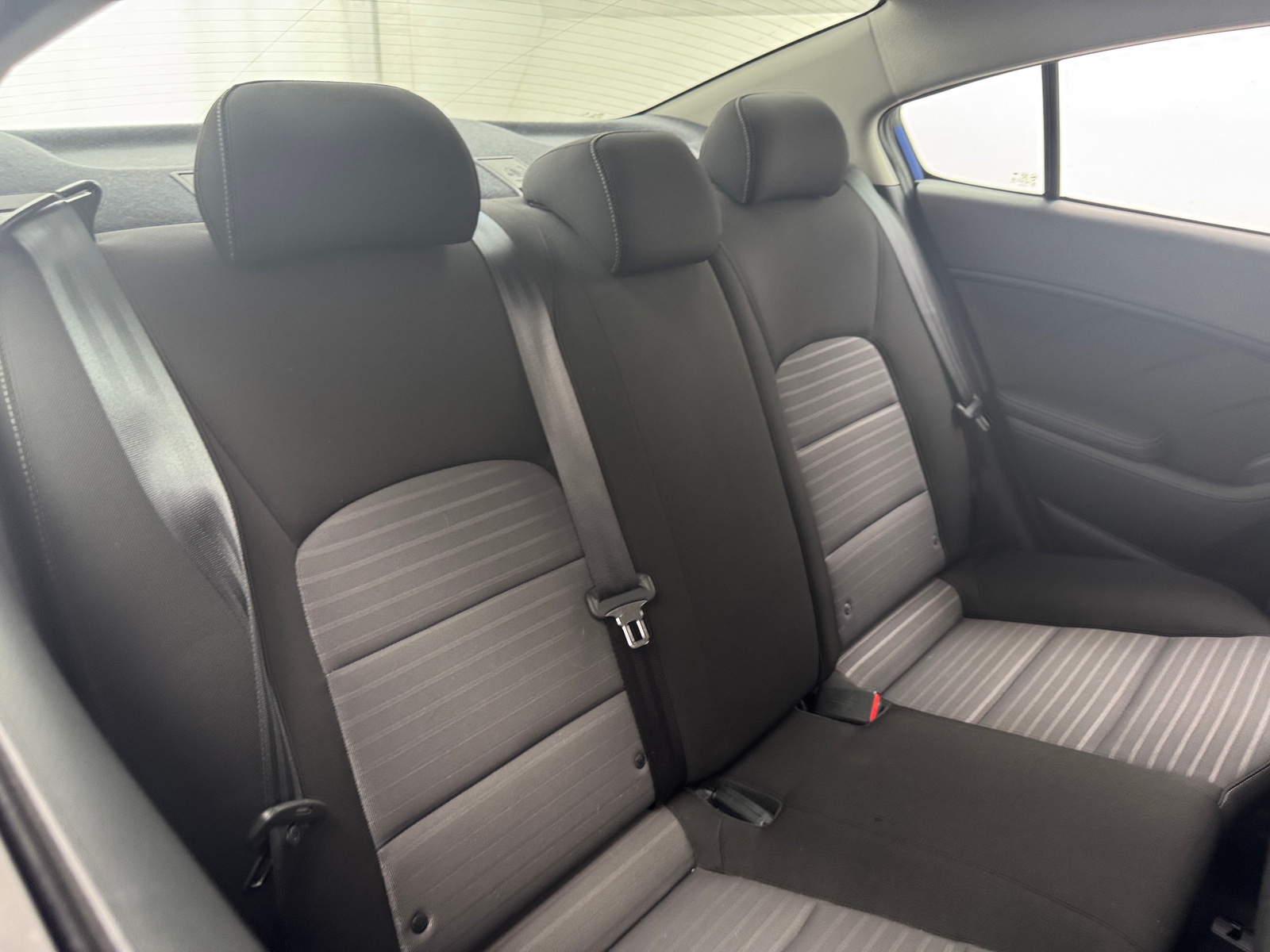 Thumbnail: 2017 Kia Forte - 6