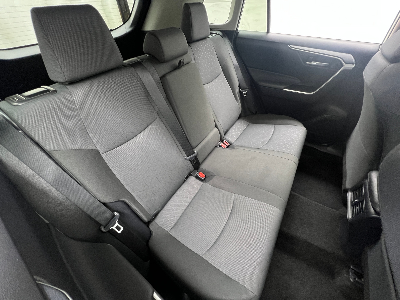 Thumbnail: 2025 Toyota RAV4 - 6