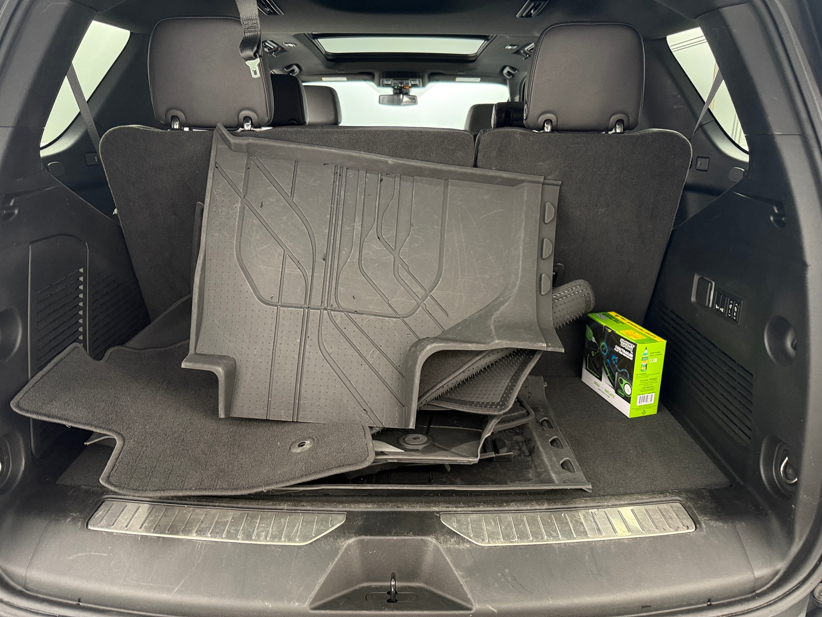 Thumbnail: 2022 Chevrolet Tahoe - 6