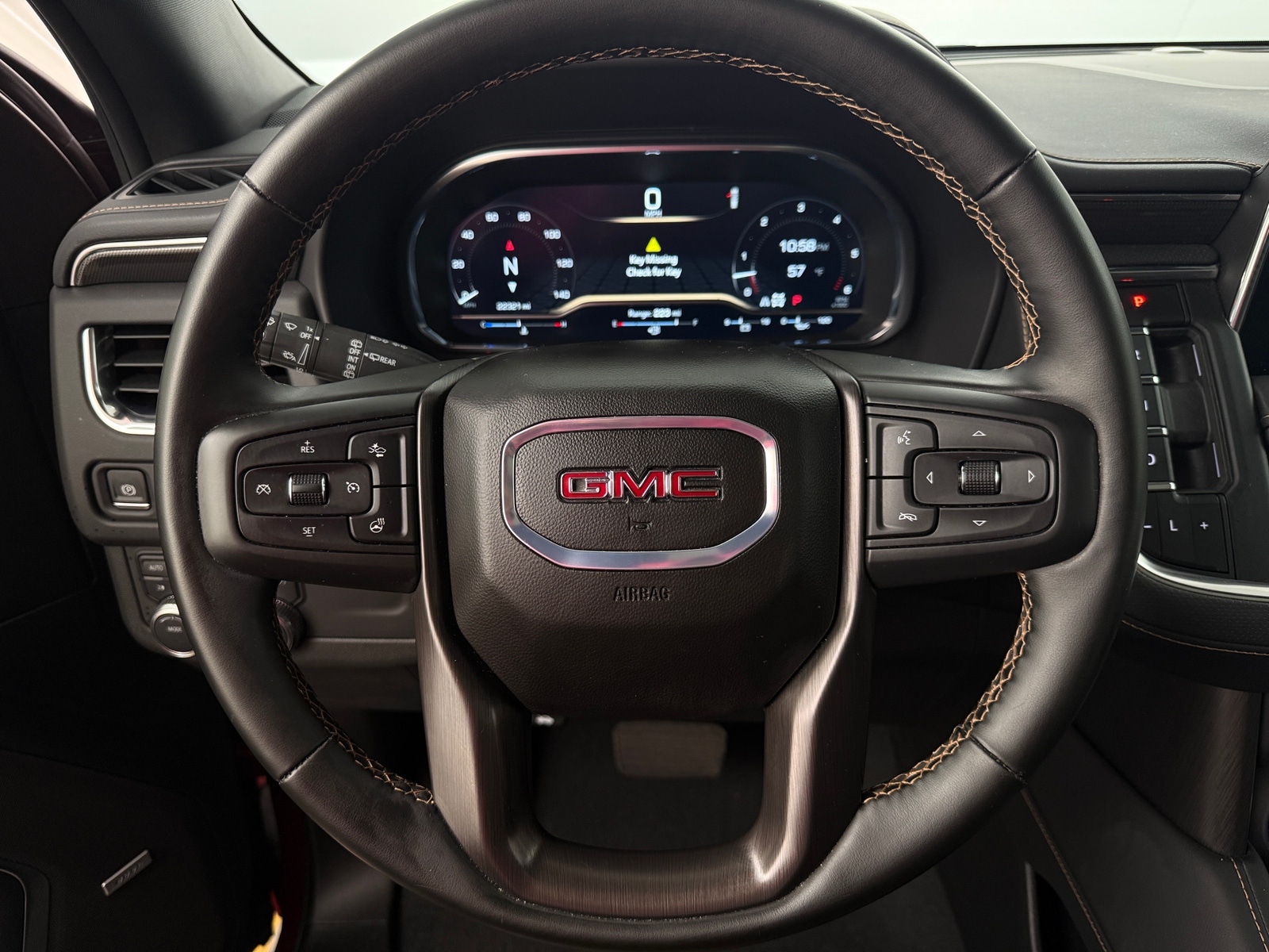 Thumbnail: 2024 GMC Yukon XL - 4