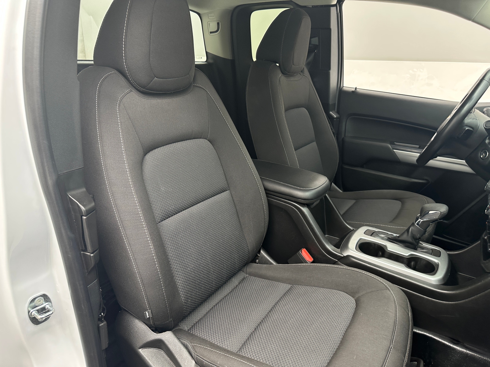 Thumbnail: 2022 Chevrolet Colorado - 2