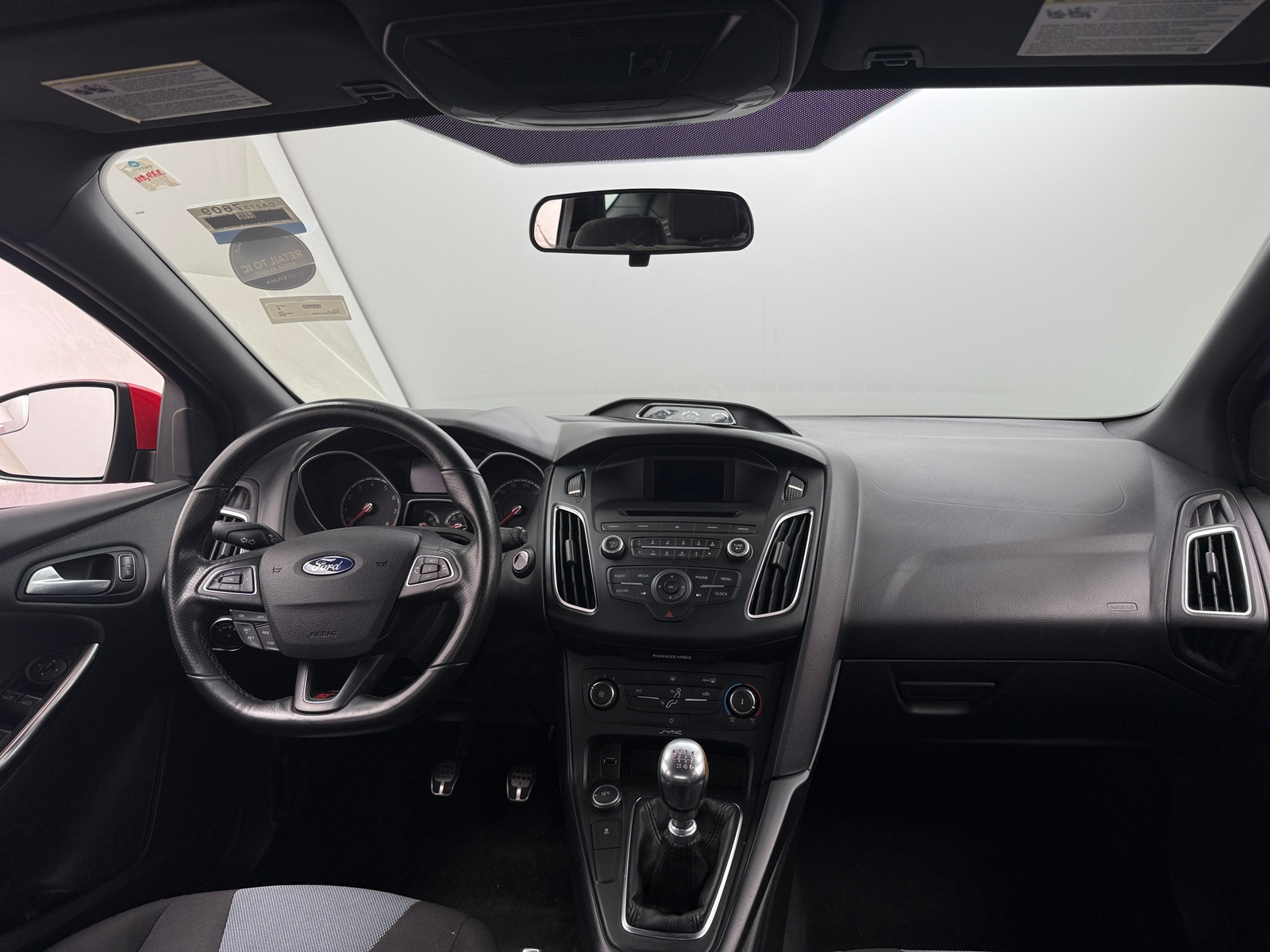 Thumbnail: 2015 Ford Focus - 3